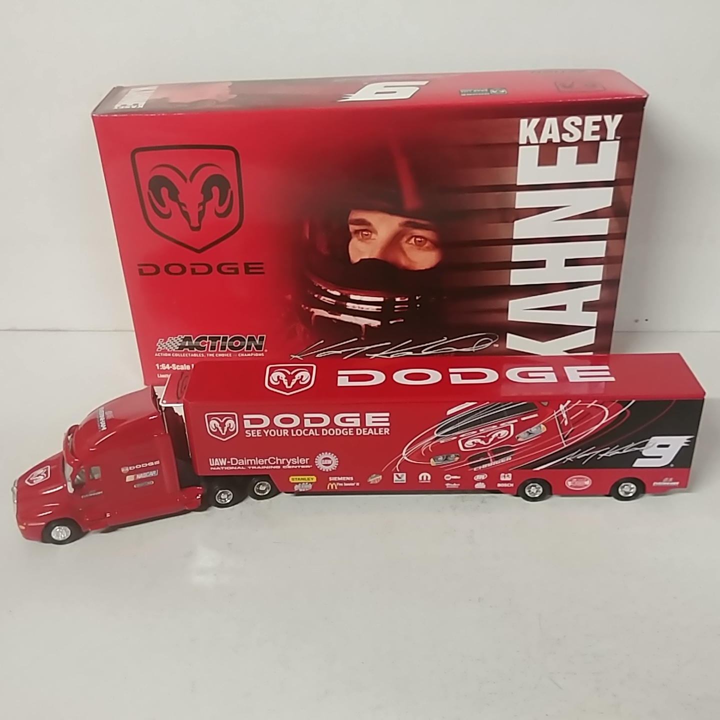 2005 Kasey Kahne 1/64th Dodge Dealers Hauler