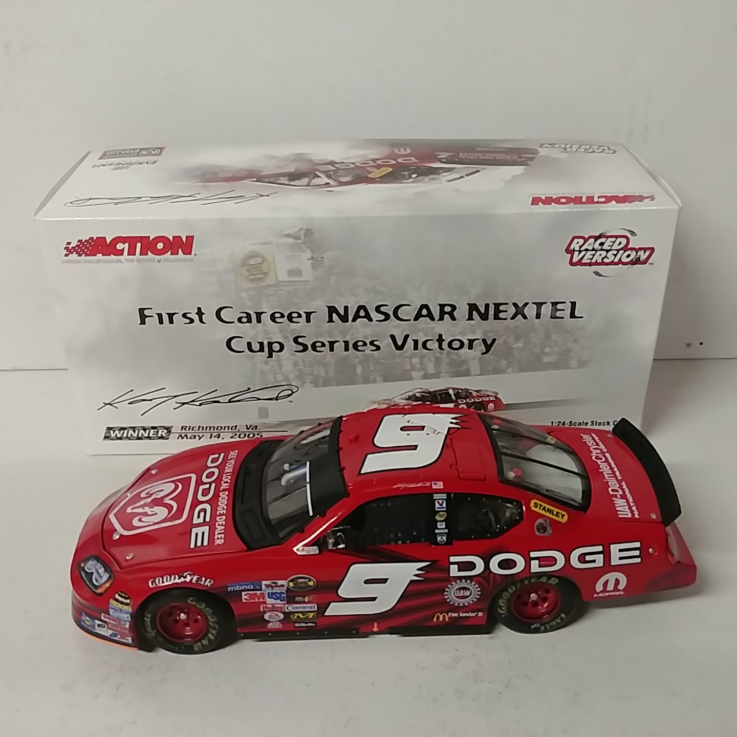 2005 Kasey Kahne 1/24th Dodge Dealers 1st Win Raced Version Charger