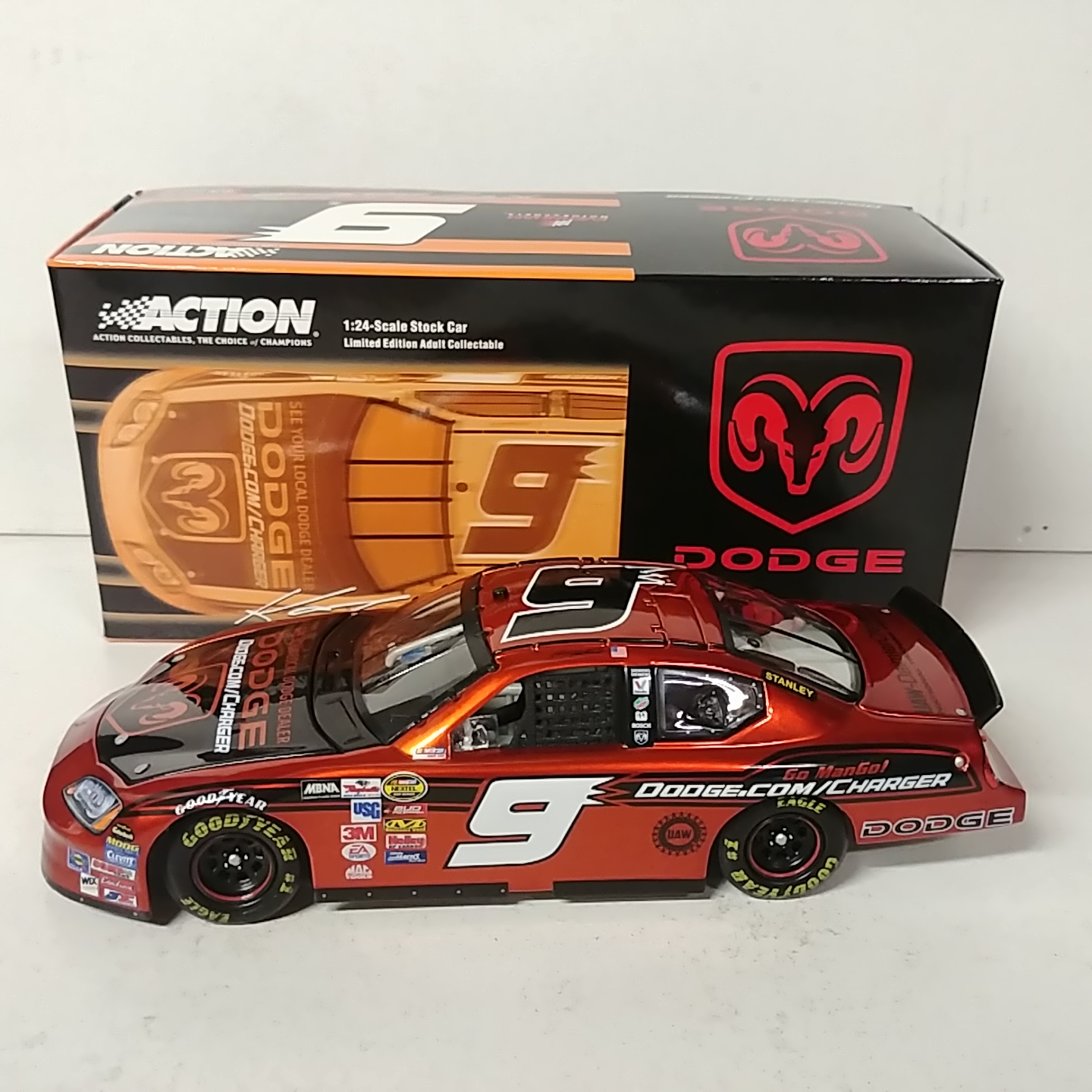 2005 Kasey Kahne 1/24th Dodge Dealers "Bud Shootout""Liquid Color" car
