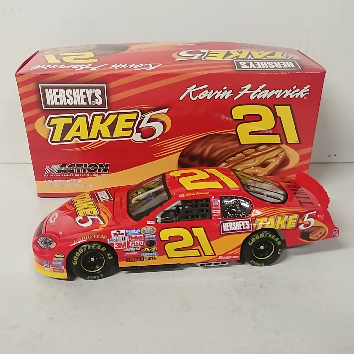 2005 Kevin Harvick 1/24th Hershey's Take 5 "Busch Series" c/w car