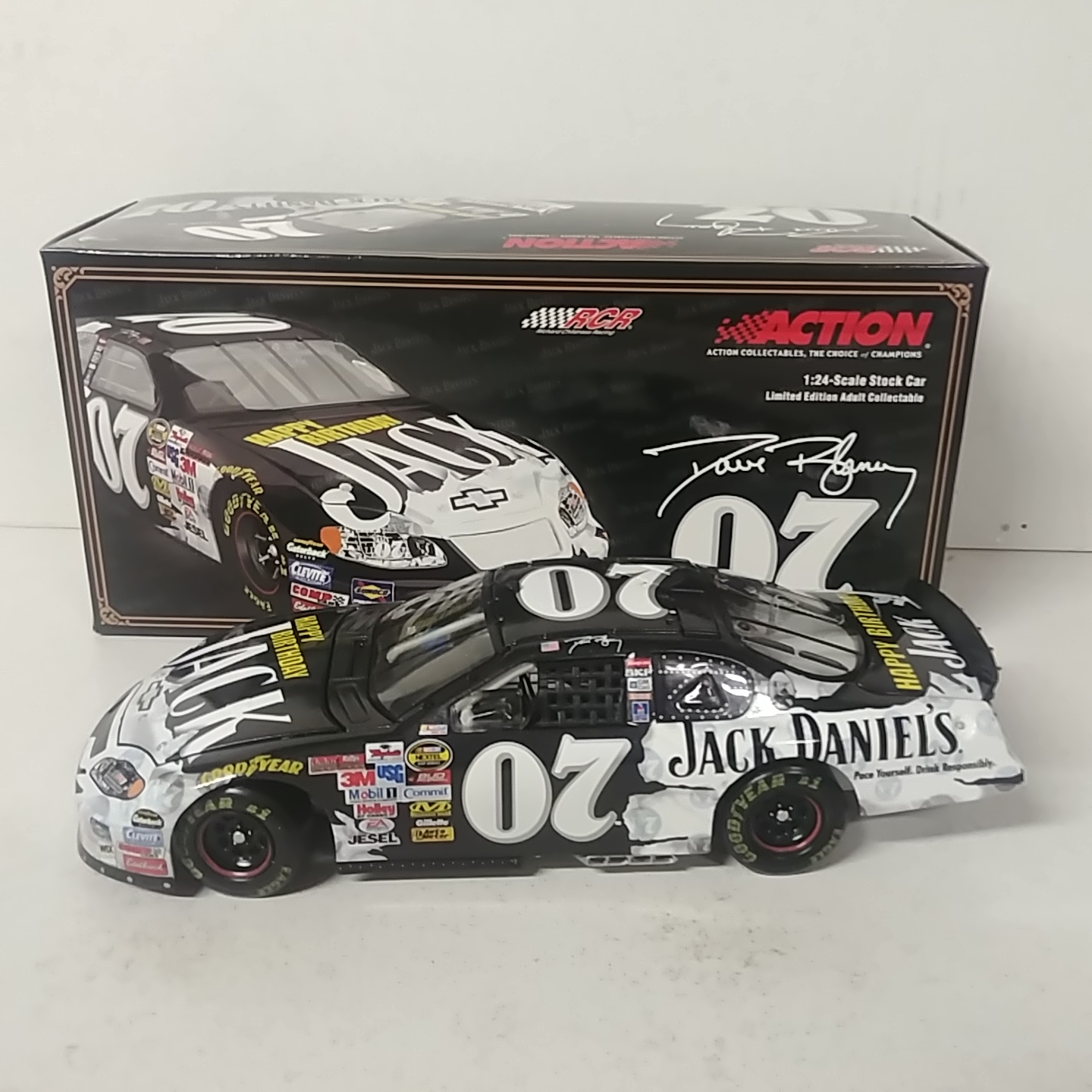 2005 Dave Blaney 1/24th Jack Daniels "Happy Birthday" Black Pearl Finish c/w car