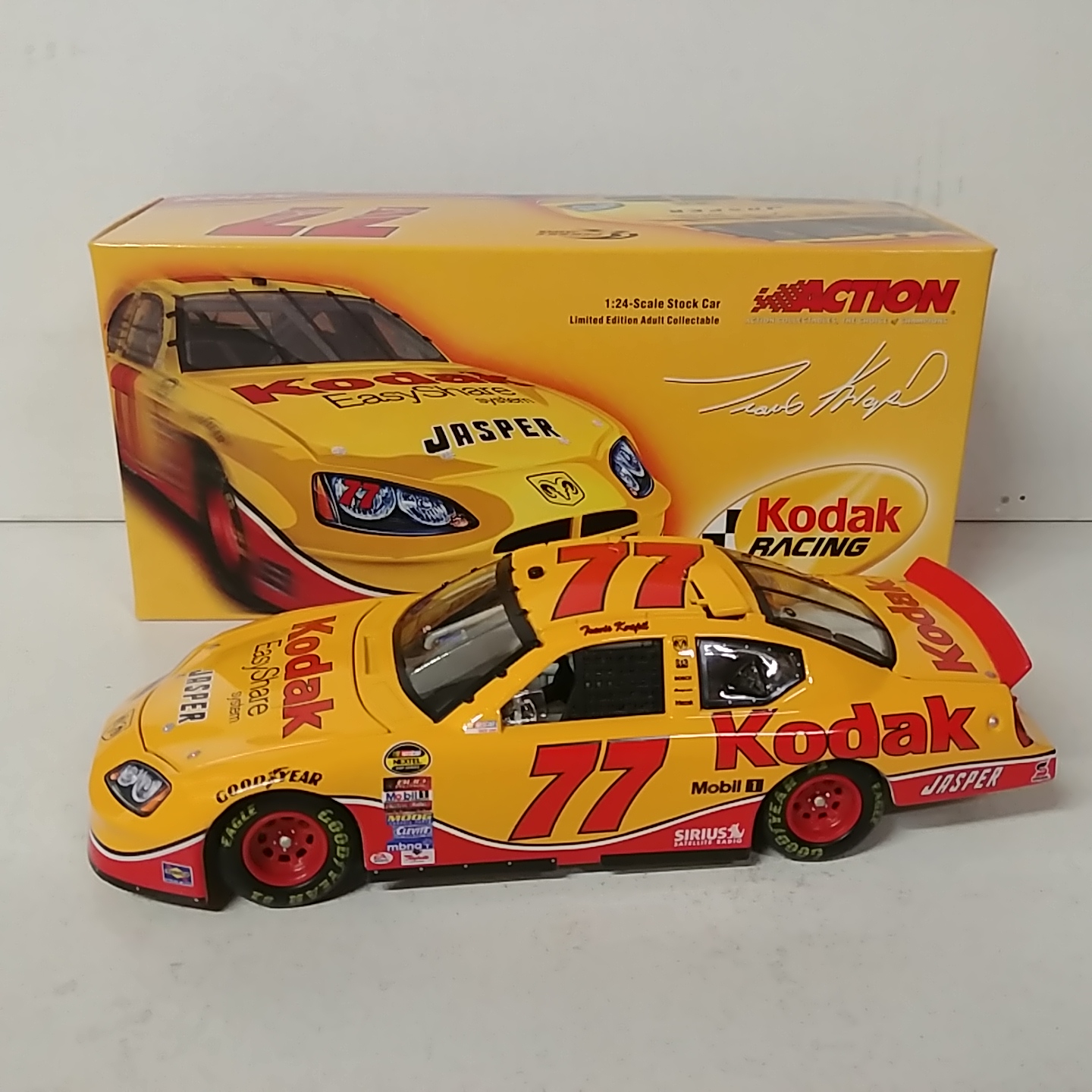 2005 Travis Kvapil 1/24th Kodak Dodge Charger c/w car