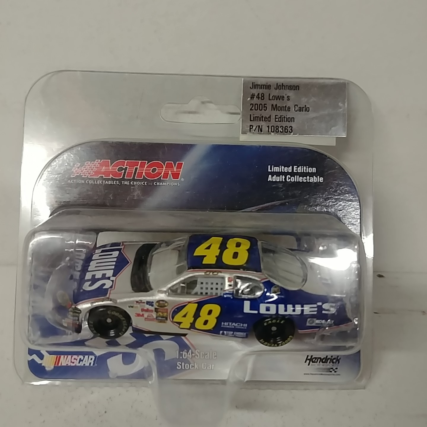 2005 Jimmie Johnson 1/64th Lowe's AP car