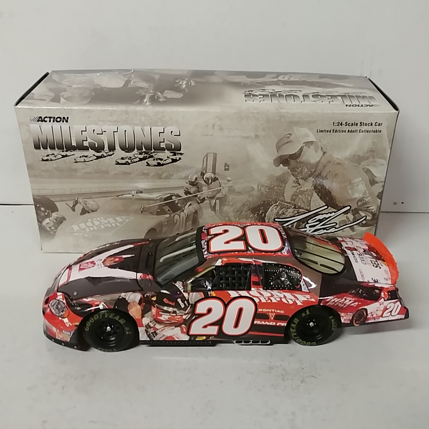 Action racing collectables hotsell tony stewart
