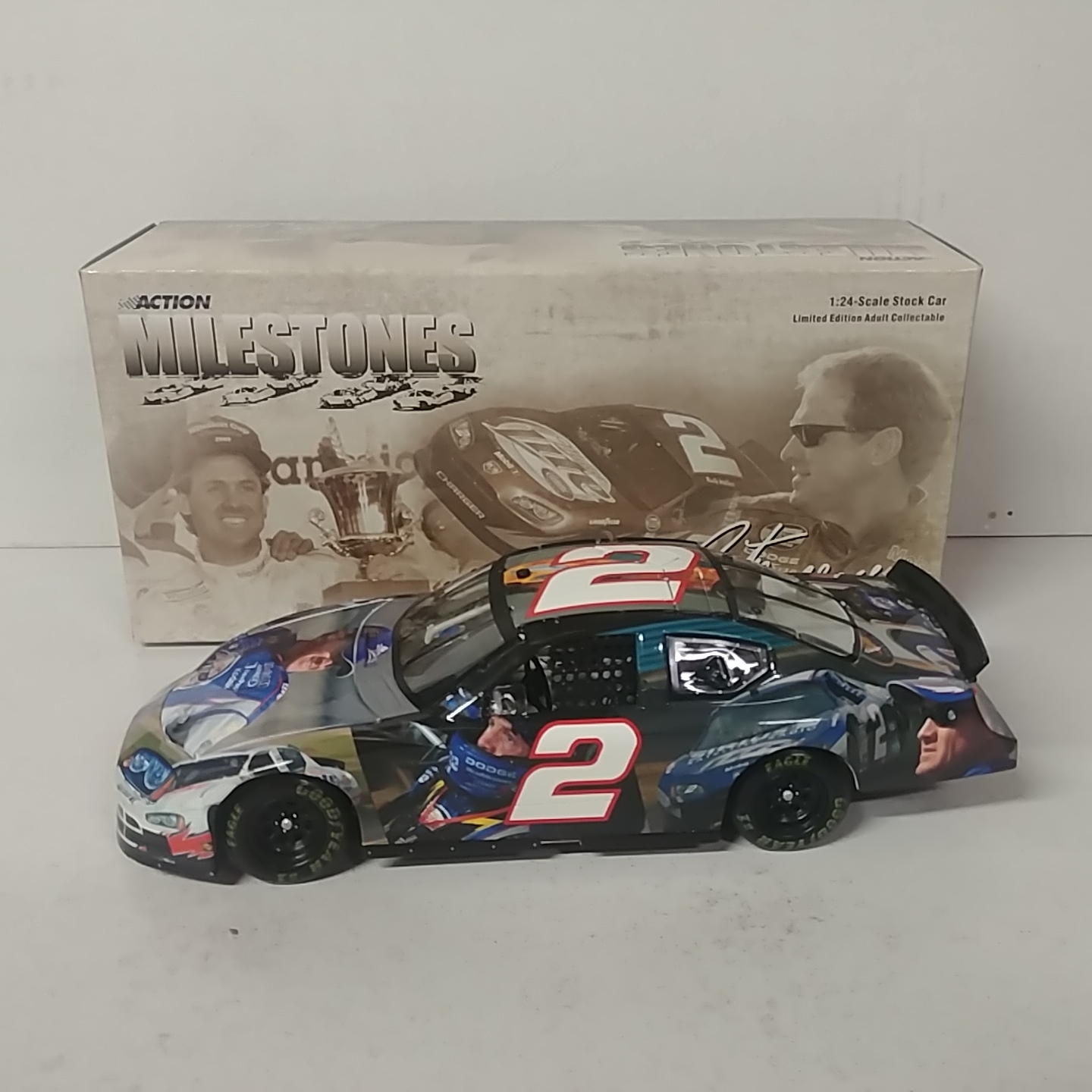 2005 Rusty Wallace 1/24th Milestones "Last Call" AP+ car