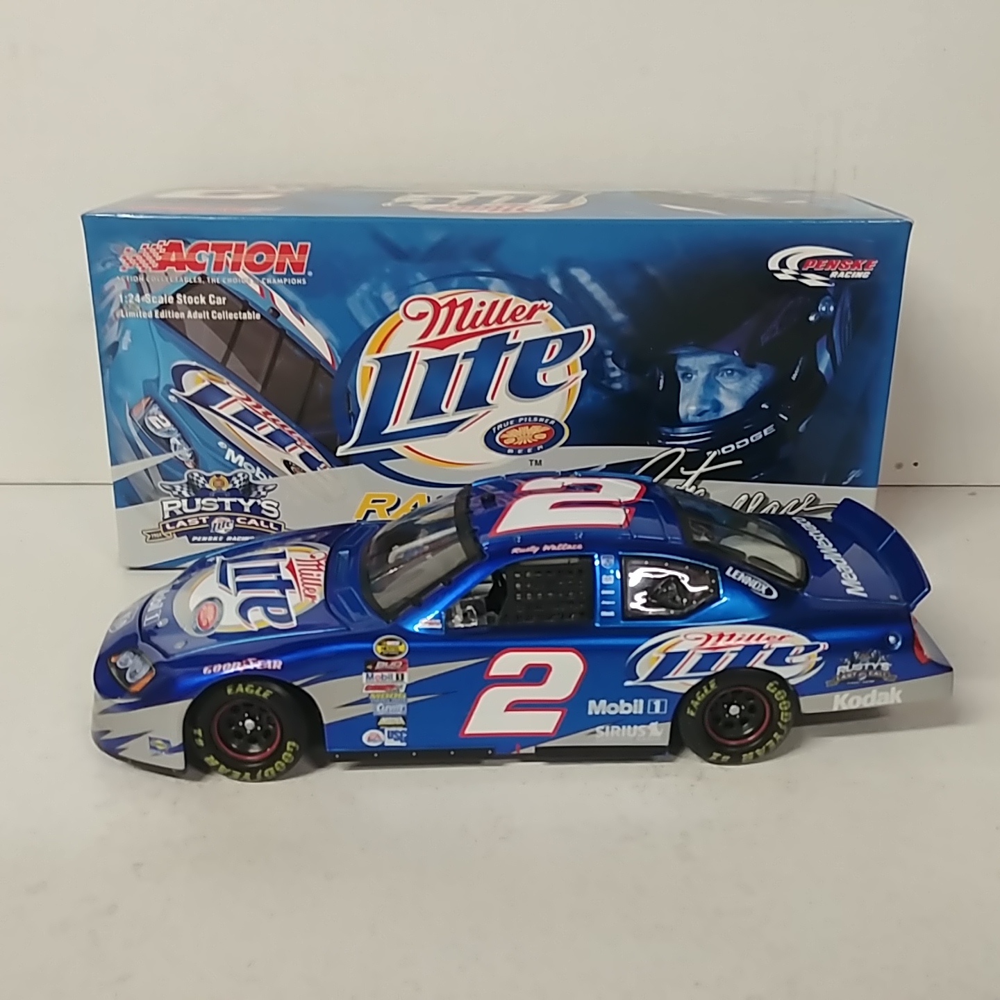 2005 Rusty Wallace 1/24th Miller Lite "Liquid Color" c/w car