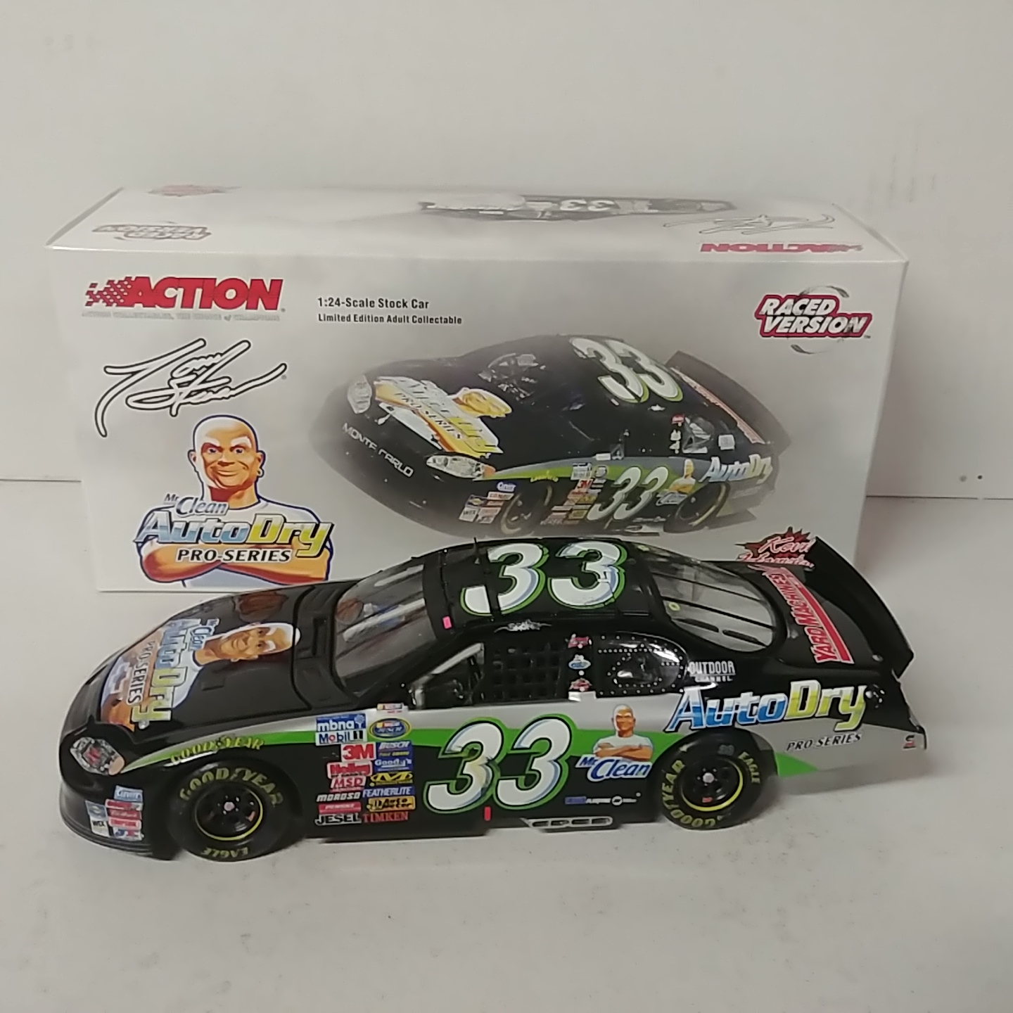 ..2005 Tony Stewart 1/24th Mr Clean 