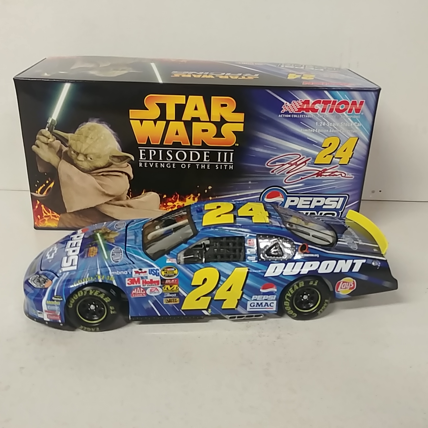 2005 Jeff Gordon 1/24th Pepsi "Star Wars III" Monte Carlo