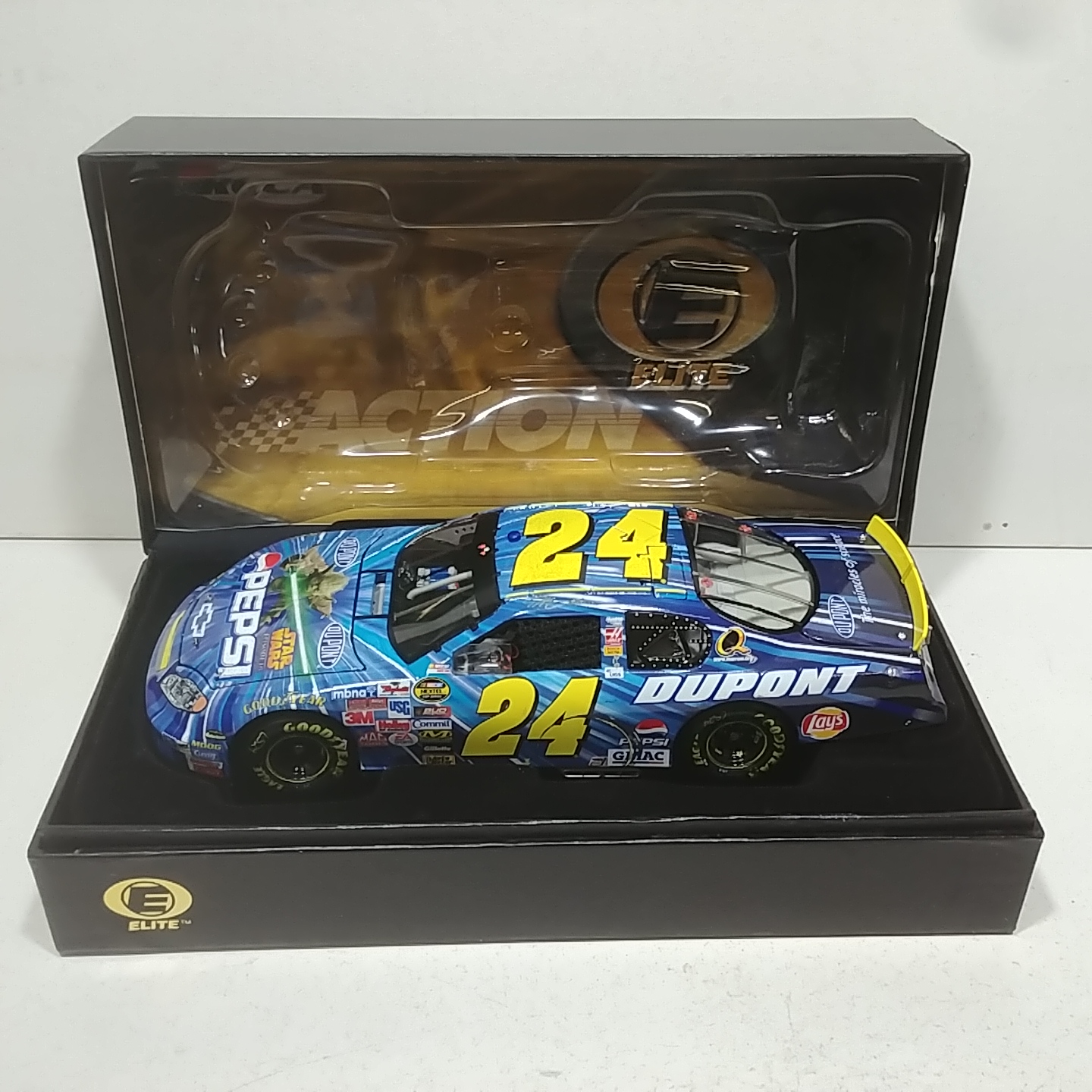 2005 Jeff Gordon 1/24th Pepsi "Star Wars III Talladega Win" Elite Monte Carlo