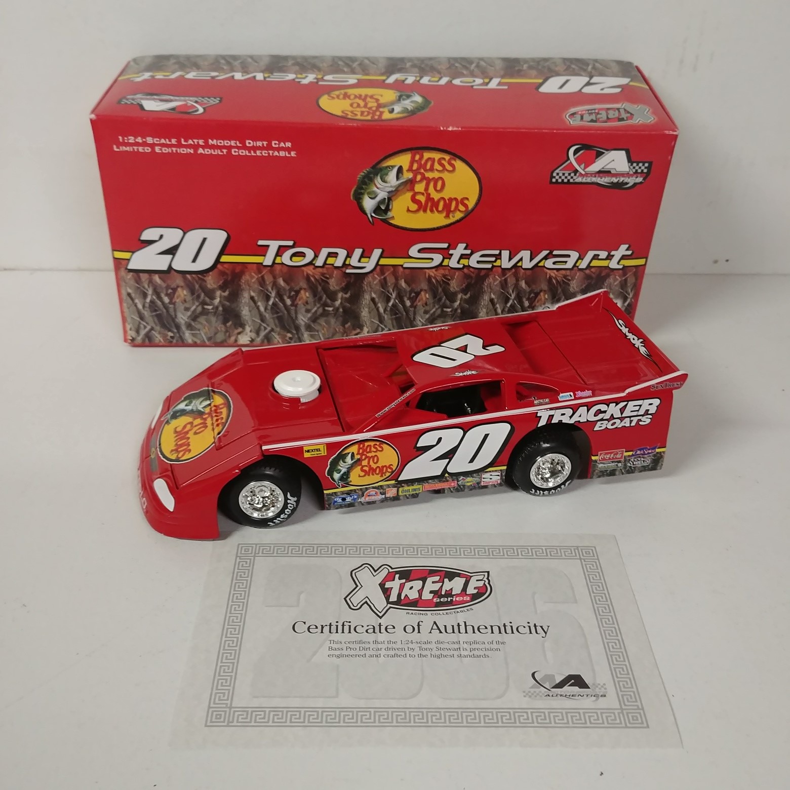 2006 Tony Stewart 1/24th Bass Pro Shops dirt car