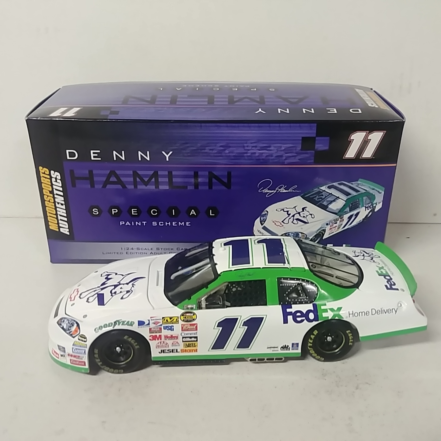 2006 Denny Hamlin 1/24th Fed Ex "Home Delivery" Monte Carlo