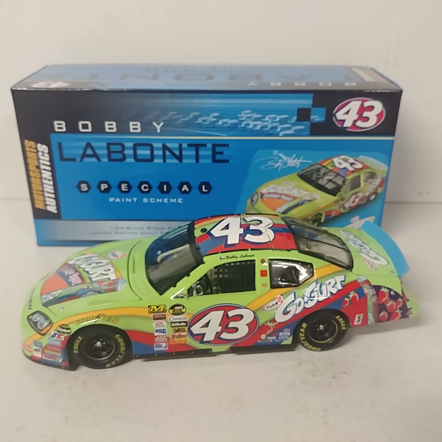 2006 Bobby Labonte 1/24th Go-Gurt Dodge Charger