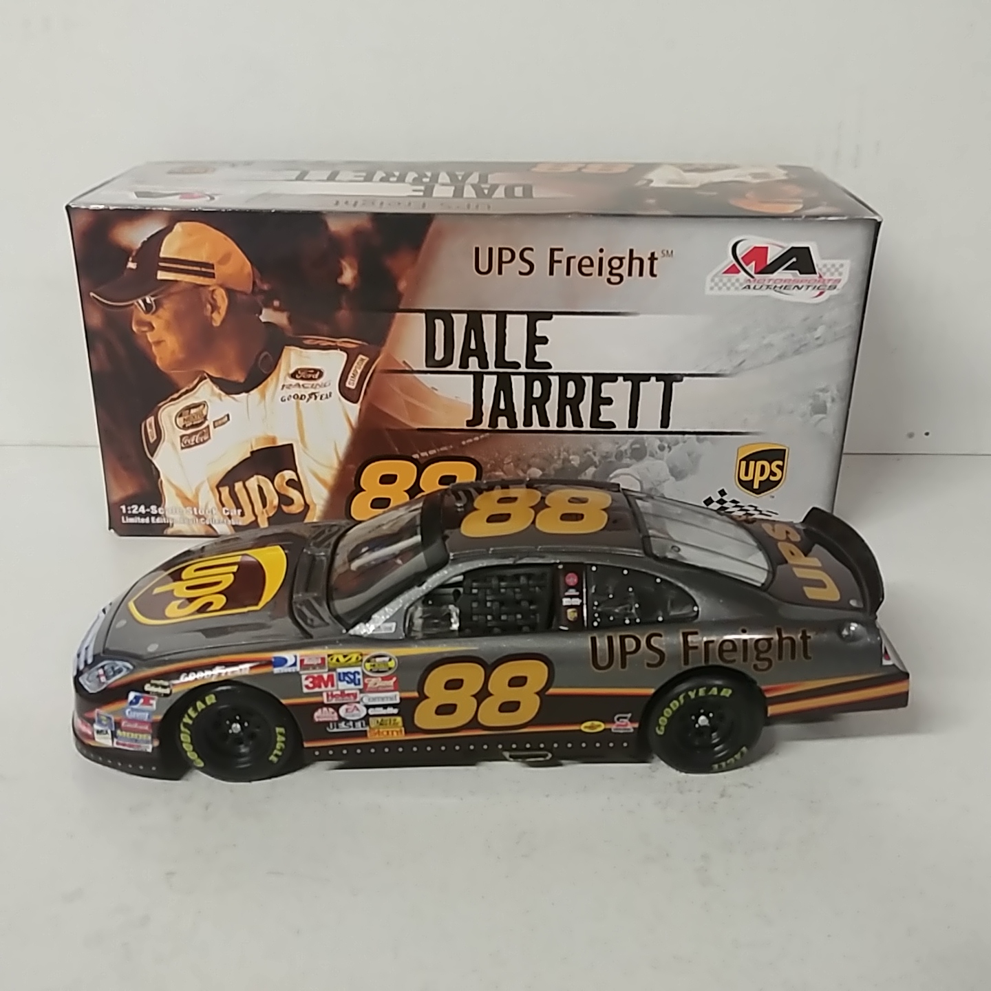 2006 Dale Jarrett 1/24th UPS "Freight" AP car