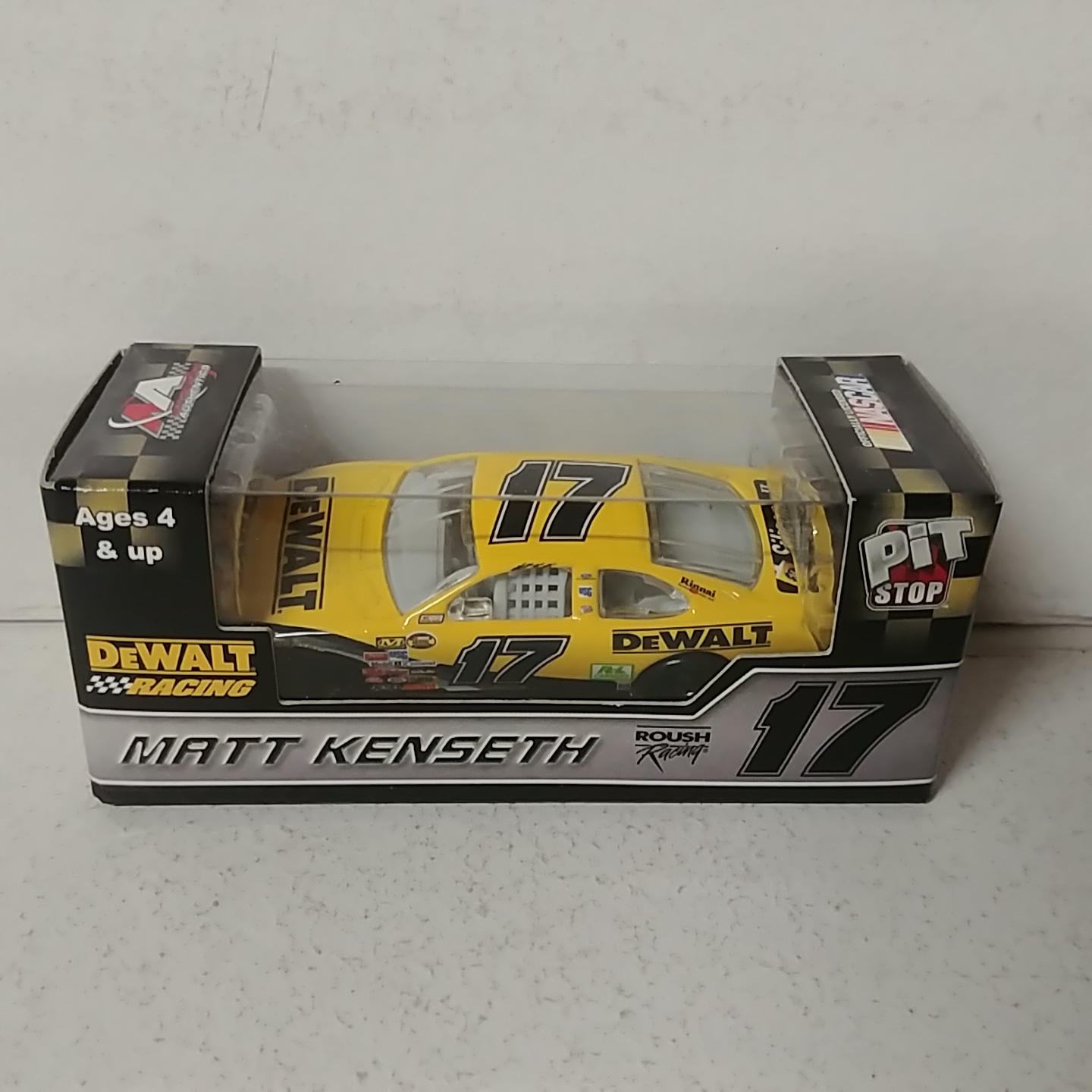 2007 Matt Kenseth 1/64th DeWalt "Pitstop Series" Fusion