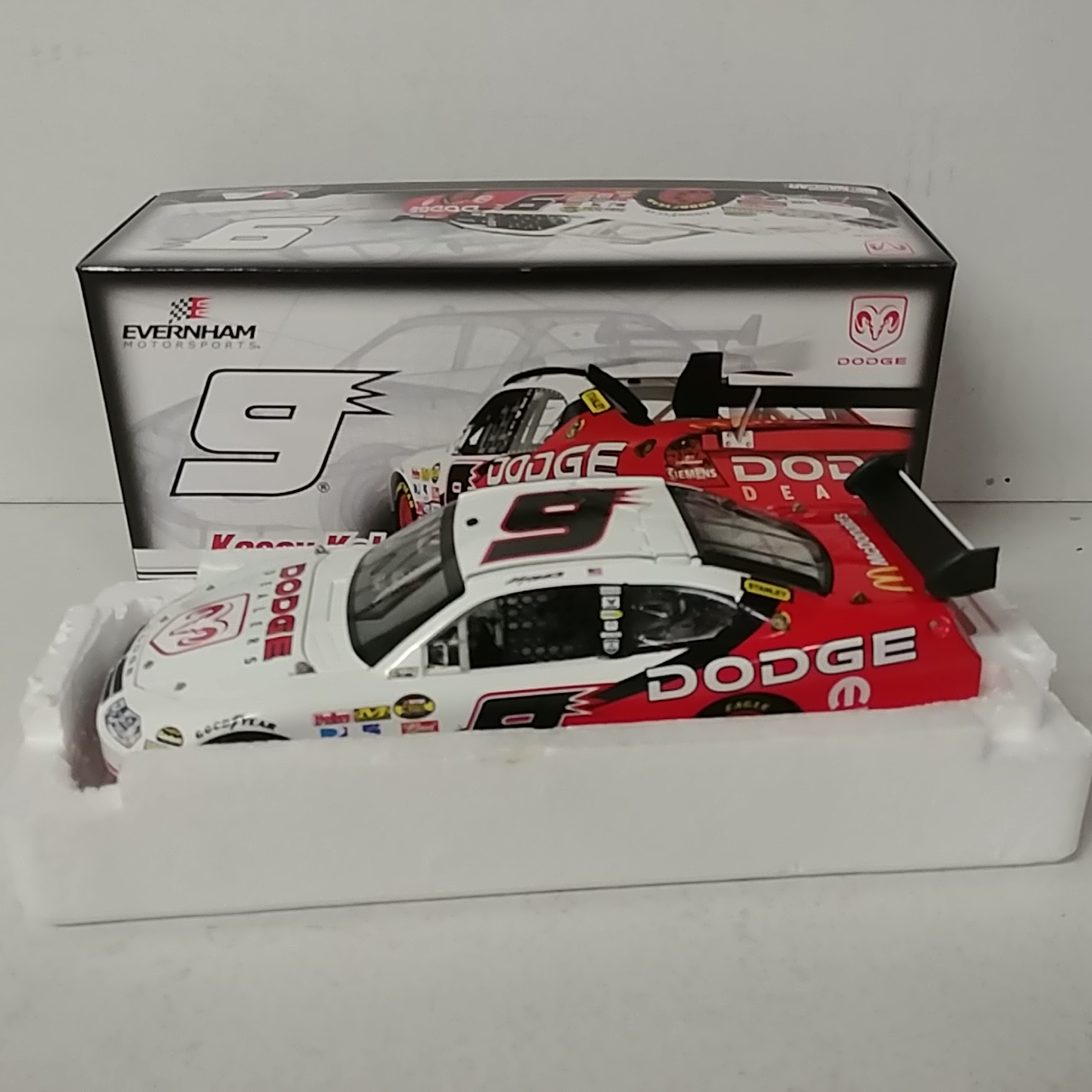 Kasey Kahne #9 Dodge Dealers / Pit Cap Car 2004 Intrepid