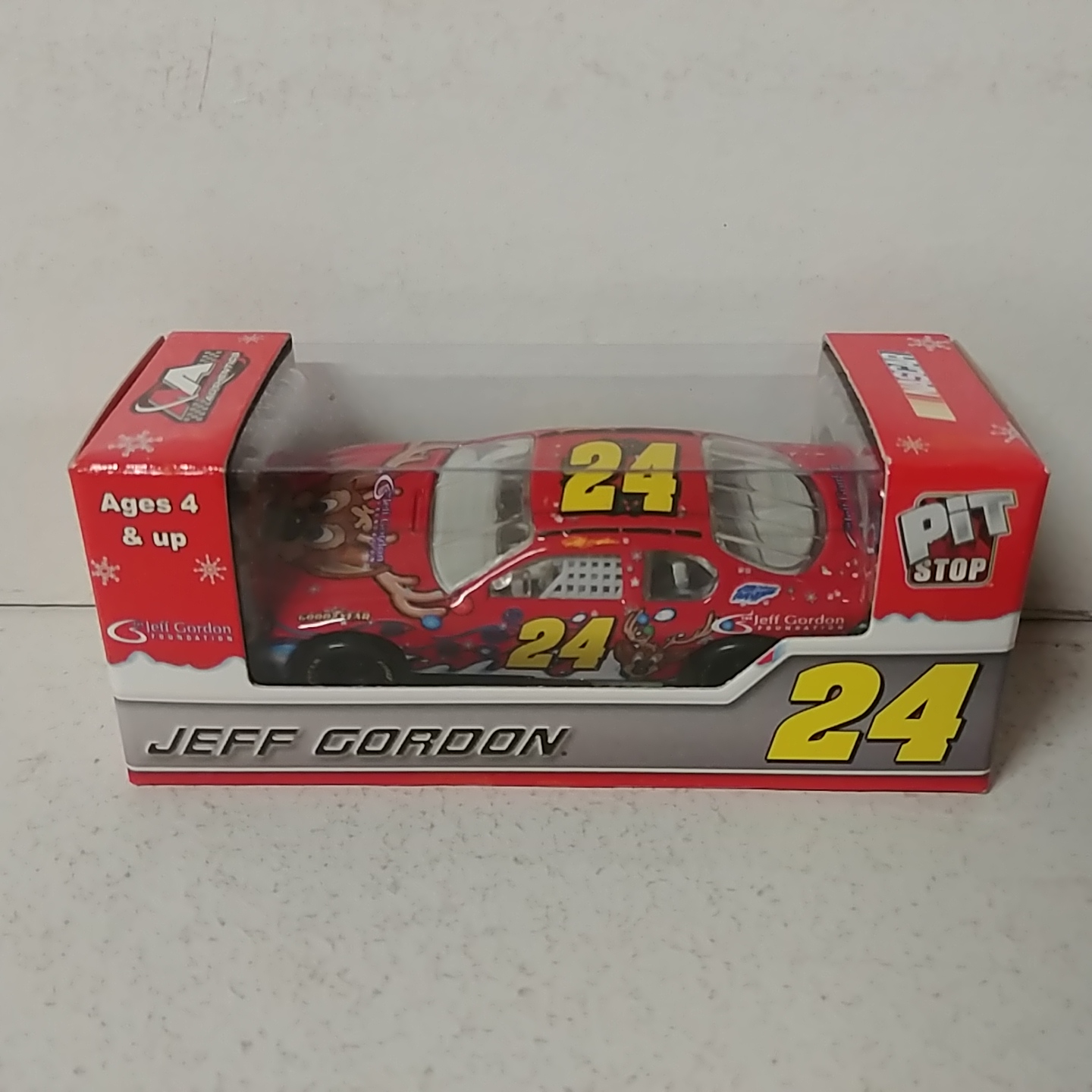 2007 Jeff Gordon 1/64th Foundation "Holiday" Fantasy "Pitstop Series" Monte Carlo