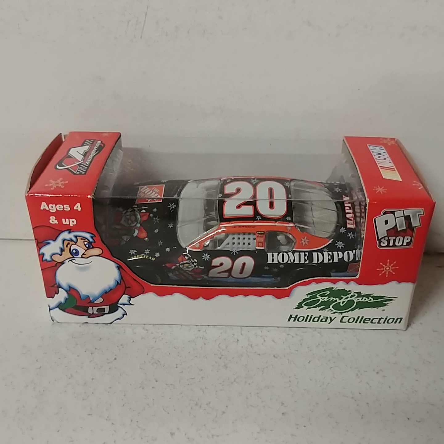 2007 Tony Stewart 1/64th Home Depot "Holiday" Fantasy "Pitstop Series" Monte Carlo SS