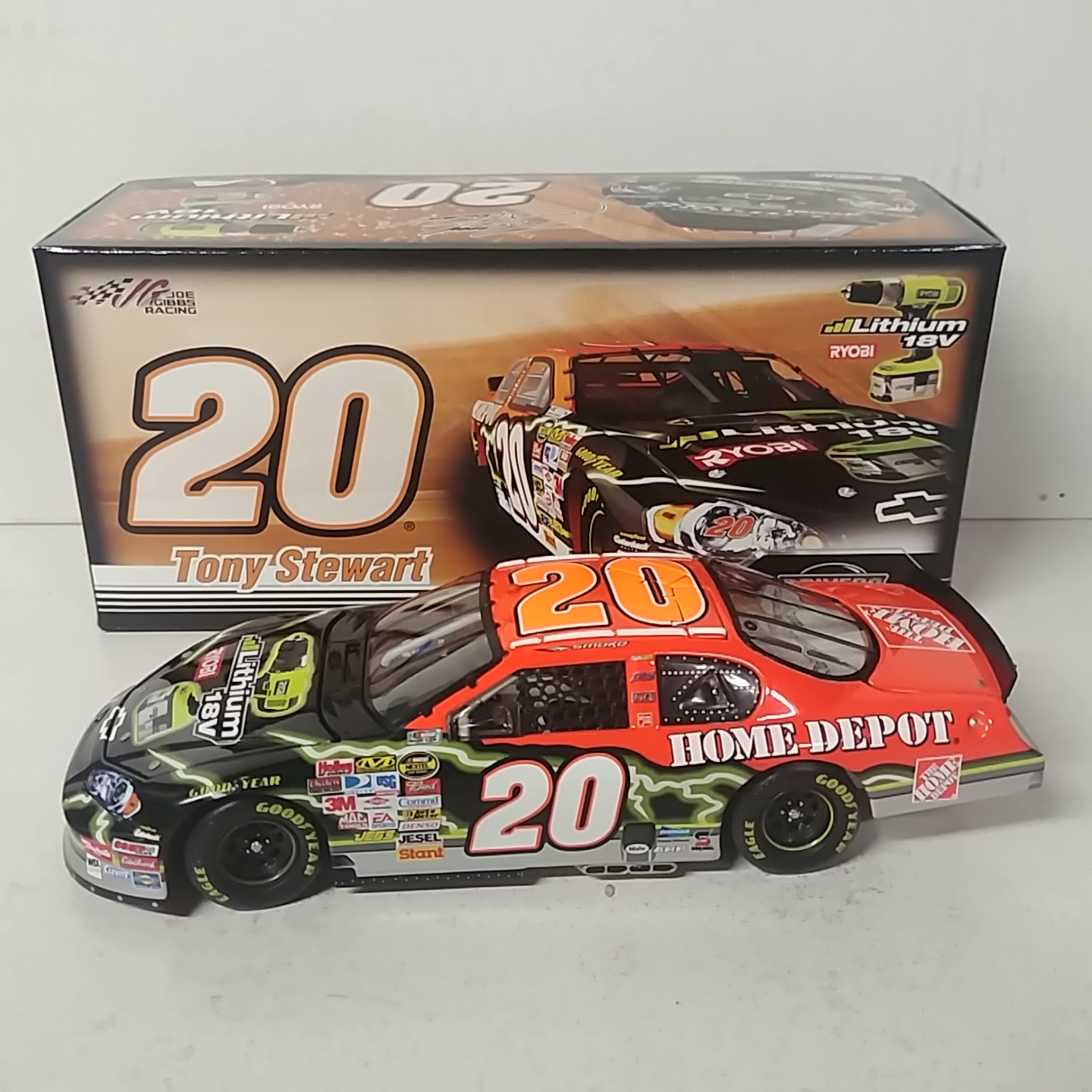 2007 Tony Stewart 1/24th Home Depot "Ryobi" Monte Carlo SS