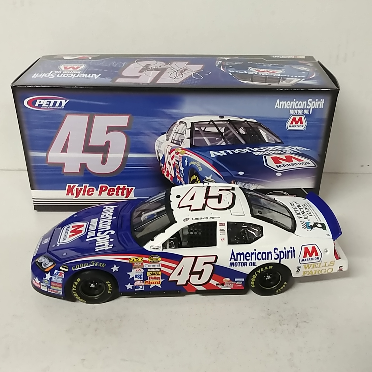 2007 Kyle Petty 1/24th Marathon Oil Dodge Charger