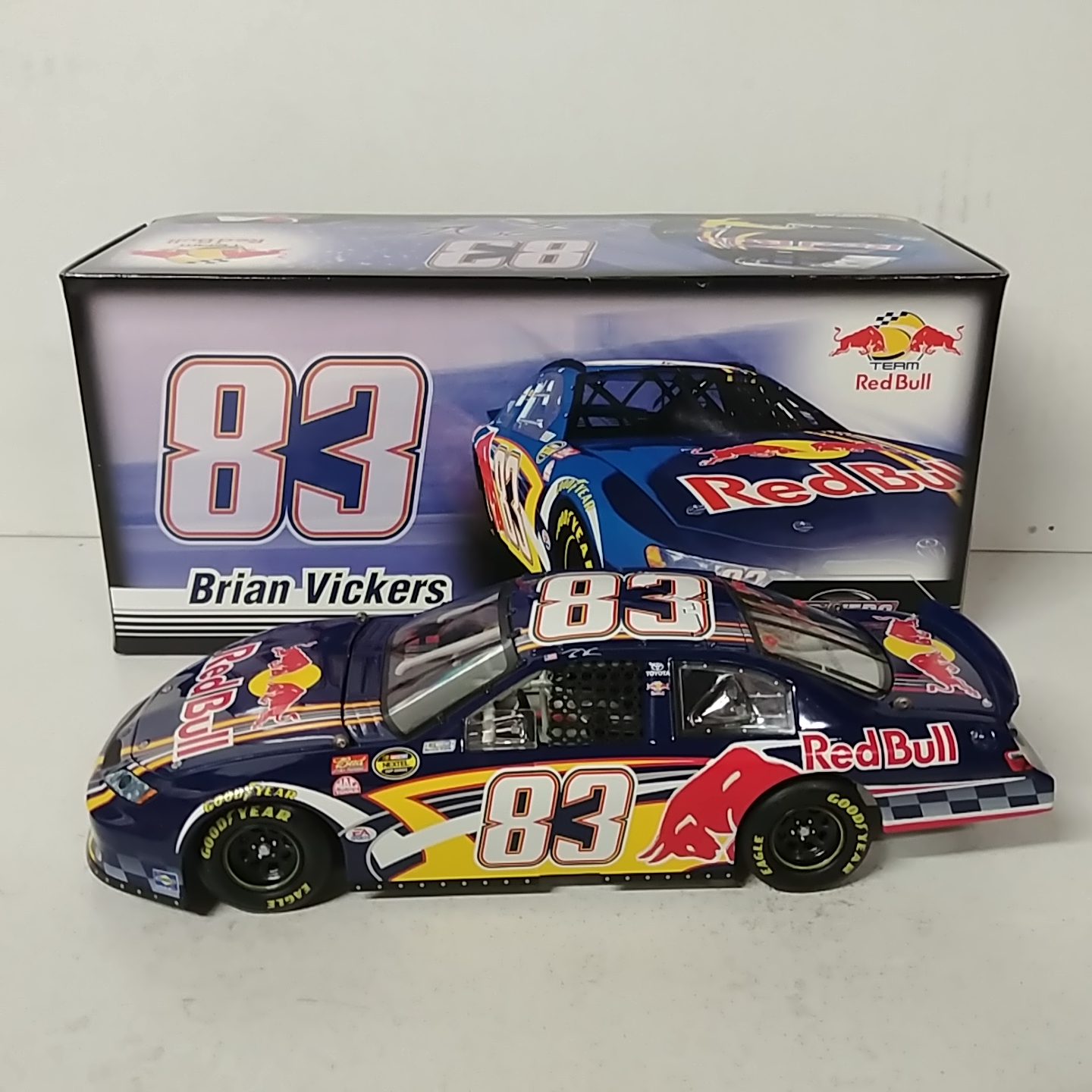 2007 Brian Vickers 1/24th Red Bull Toyota Camry