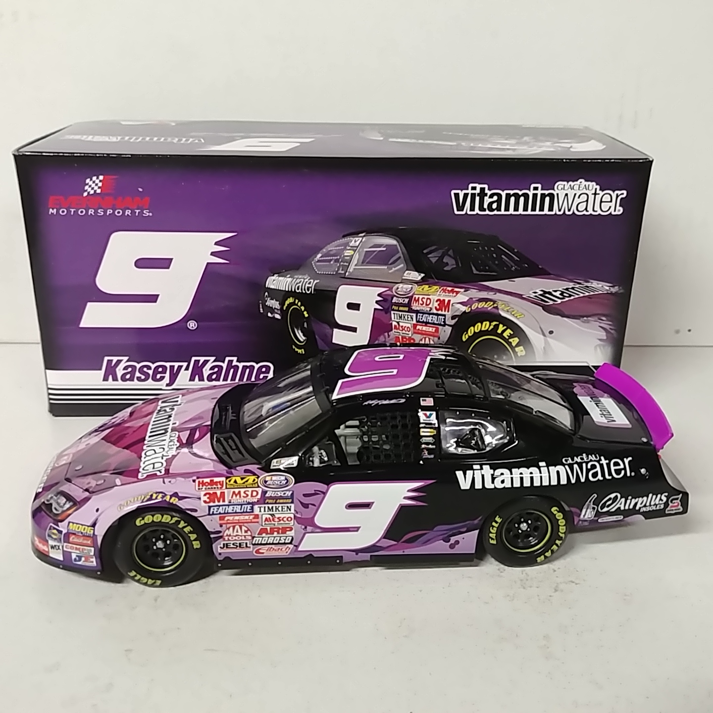 2007 Kasey Kahne 1/24th VitaminWater "Busch Series" Dodge Charger