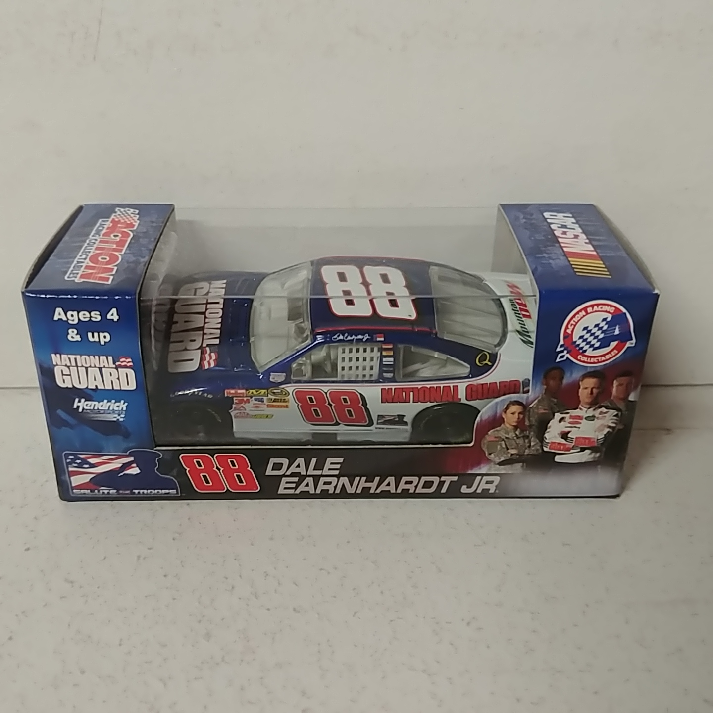 2008 Dale Earnhardt Jr 1/64th National Guard "Salute the Troops" Pitstop Series car
