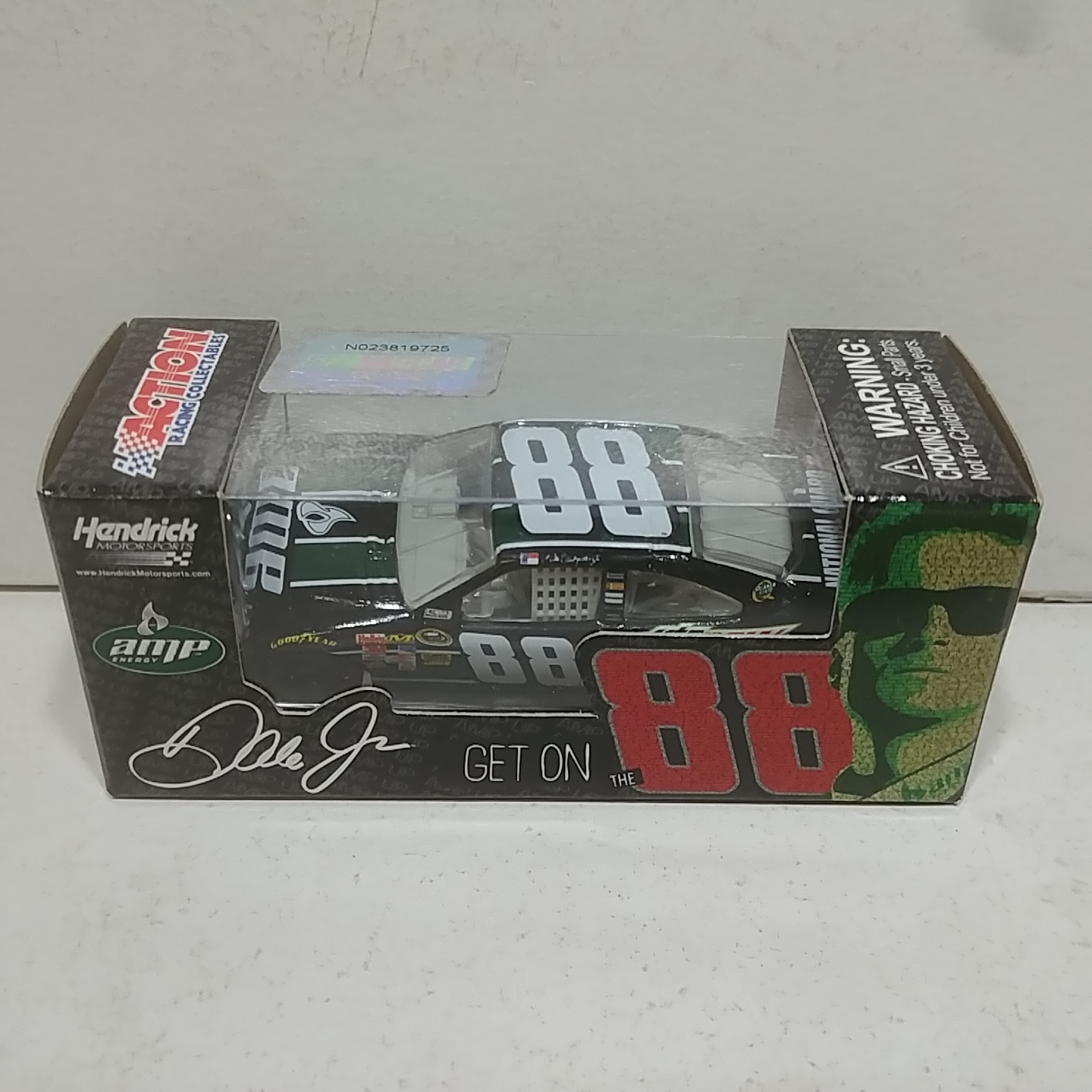 2009 Dale Earnhardt Jr 1/64th AMP "Get On The 88" Pitstop Series car