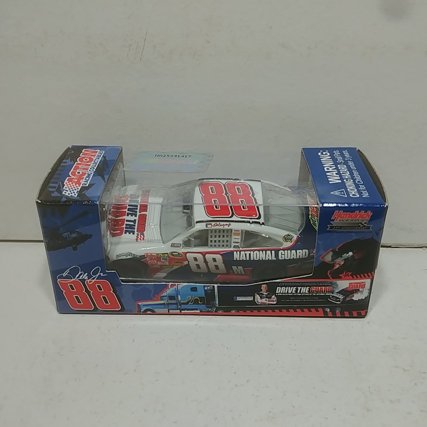 2009 Dale Earnhardt Jr 1/64th National Guard"Drive the Guard" Pitstop Series car