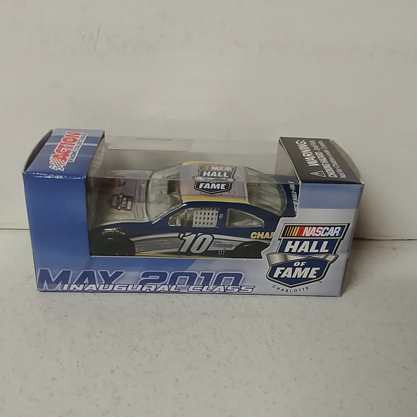 2010 Dale Earnhardt 1/64th "NASCAR Hall of Fame" Pitstop Series car