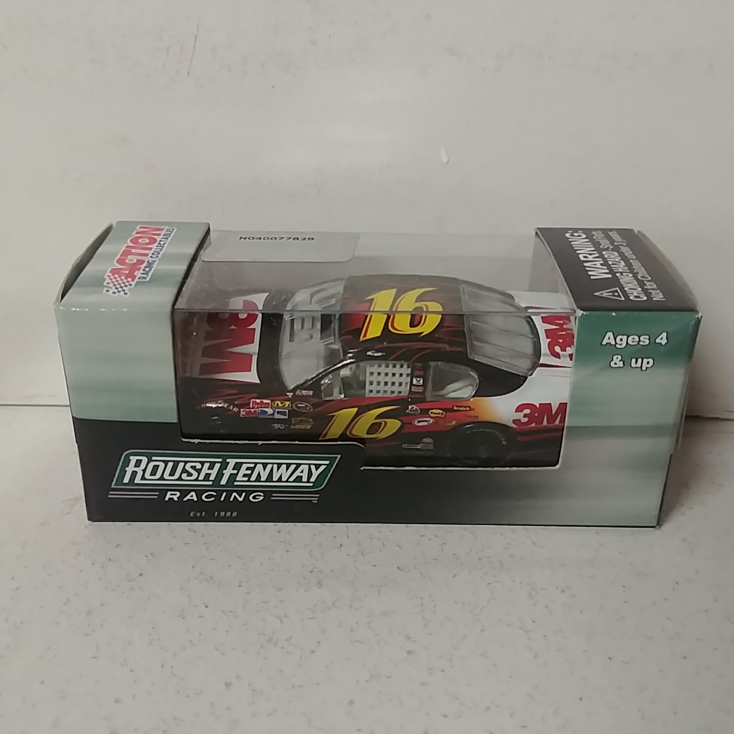 2011 Greg Biffle 1/64th 3M Pitstop Series Fusion