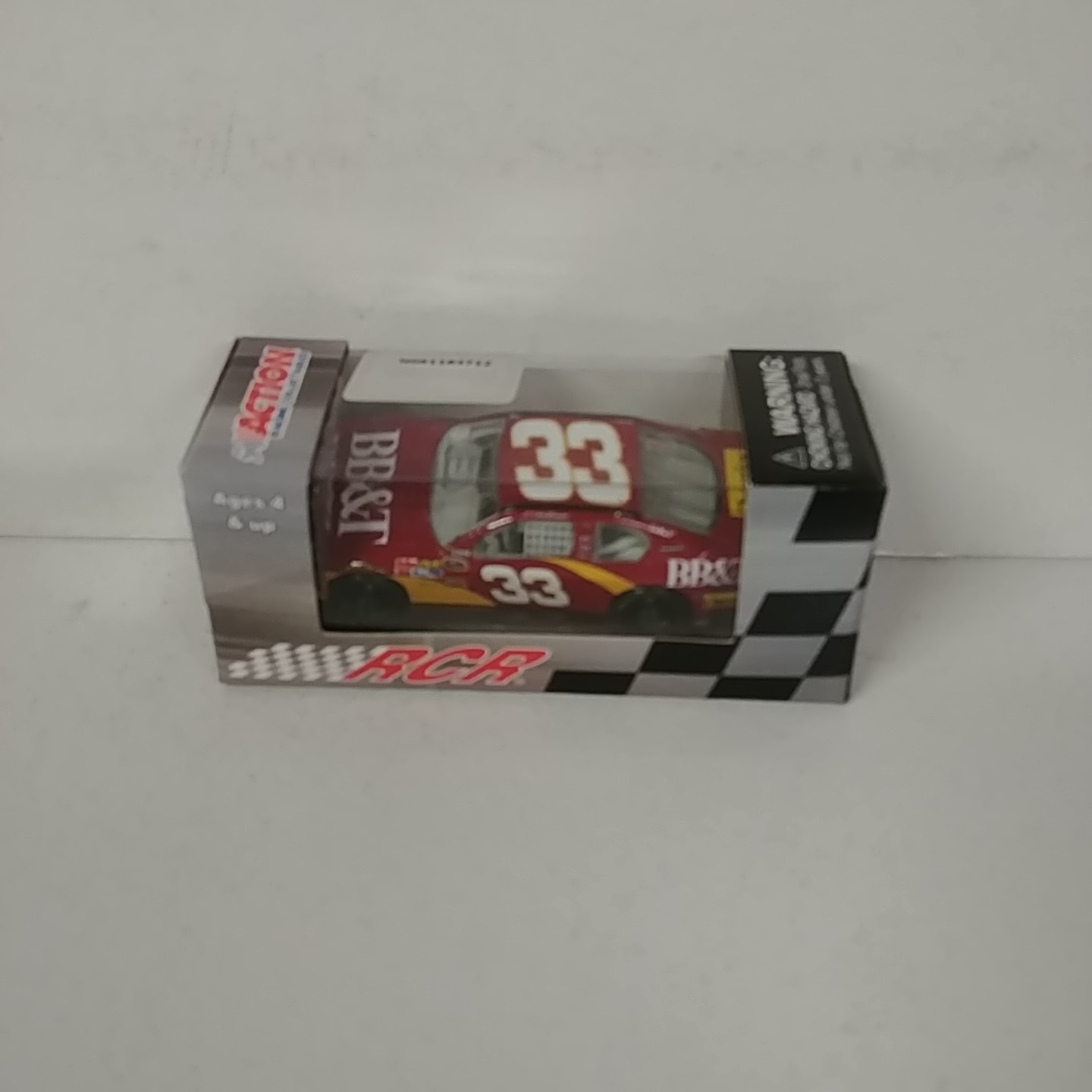 2011 Clint Bowyer 1/64th BB&T Pitstop Series car