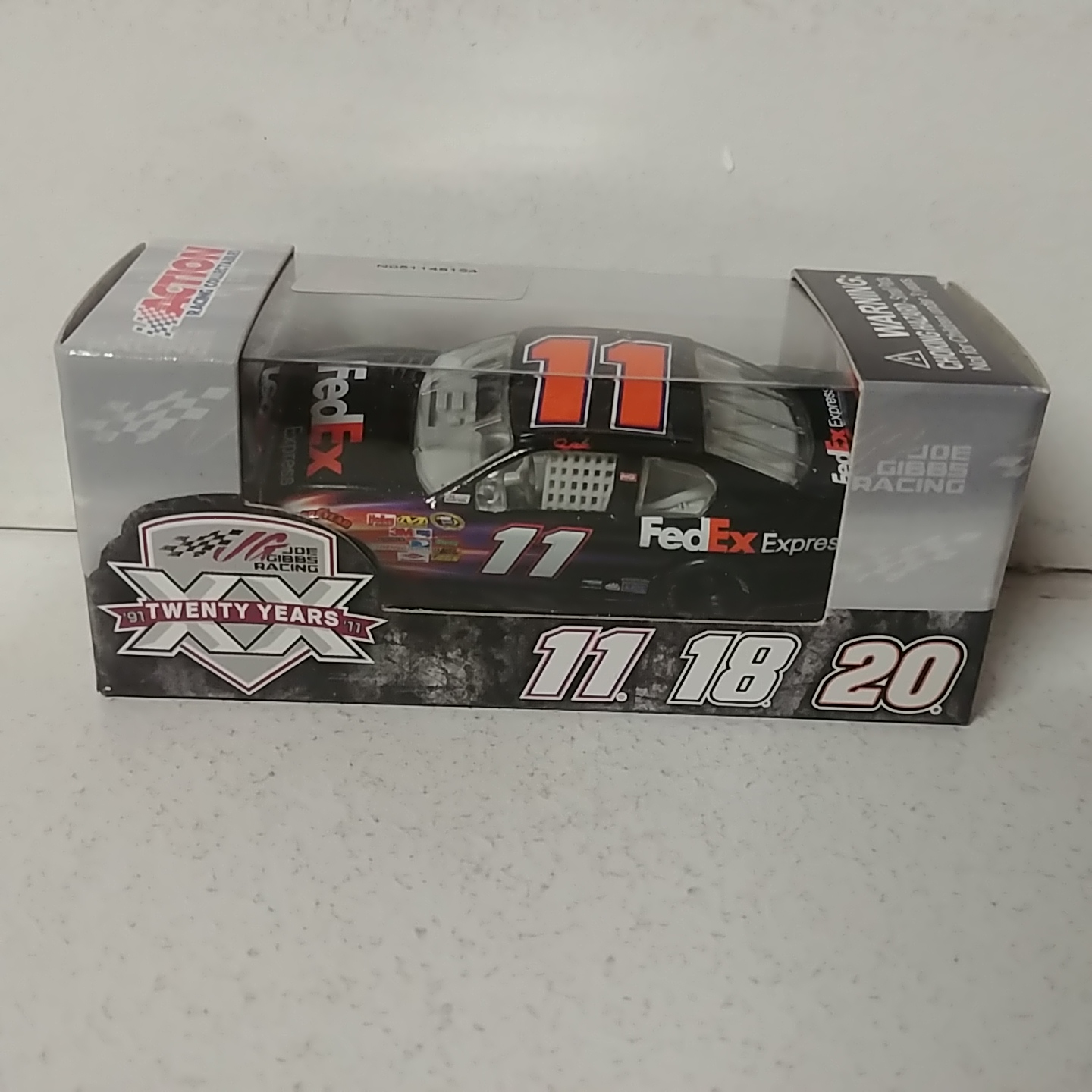 2011 Denny Hamlin 1/64th Fed Ex Express Pitstop Series Camry