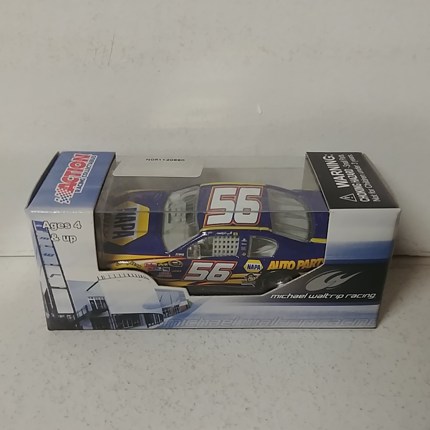 2011 Martin Truex Jr 1/64th NAPA Pitstop Series Camry