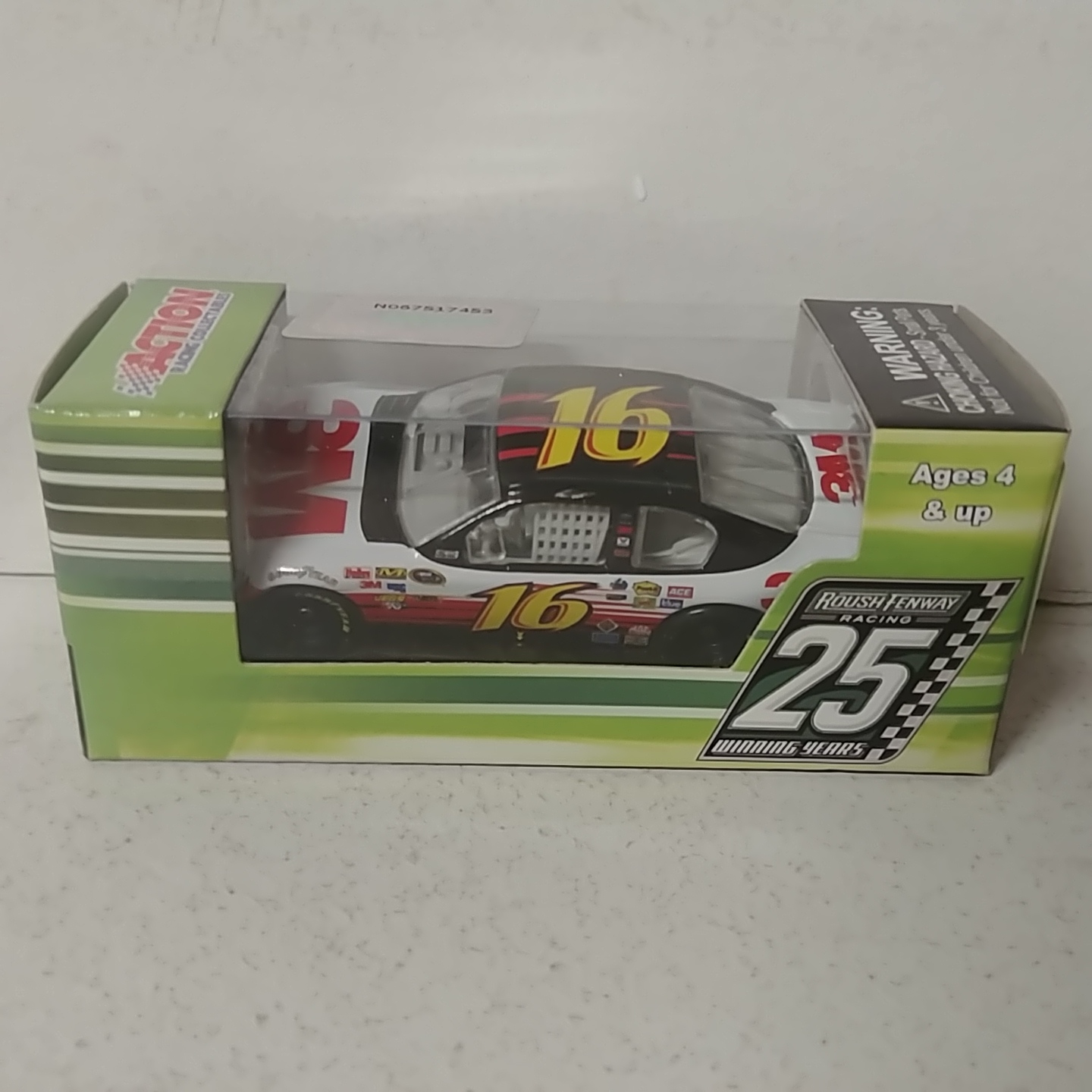 2012 Greg Biffle 1/64th 3M Pitstop Series Fusion