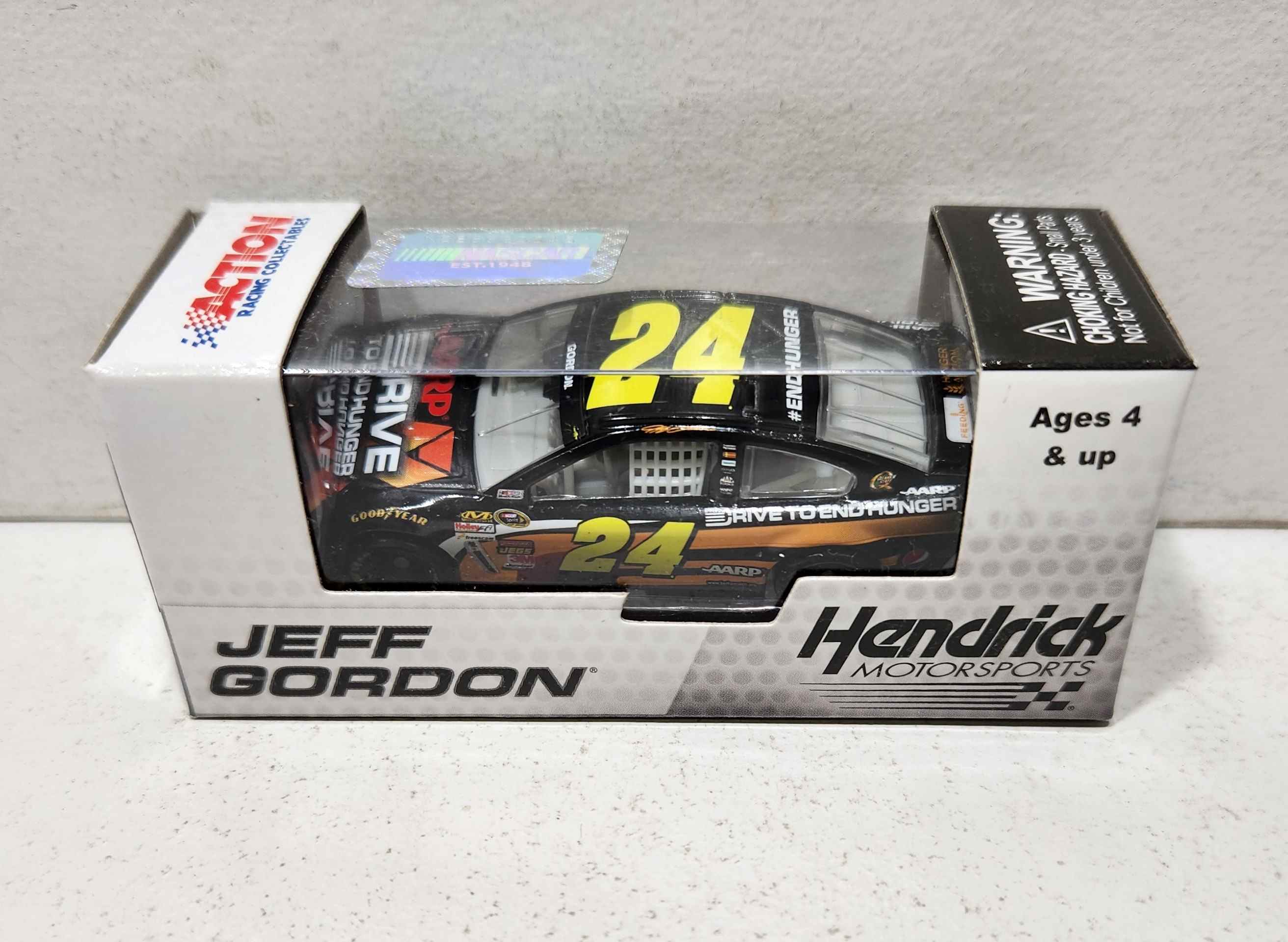 2013 Jeff Gordon 1/64th AARP DTEH "Feeding America" Pitstop Series Chevrolet SS