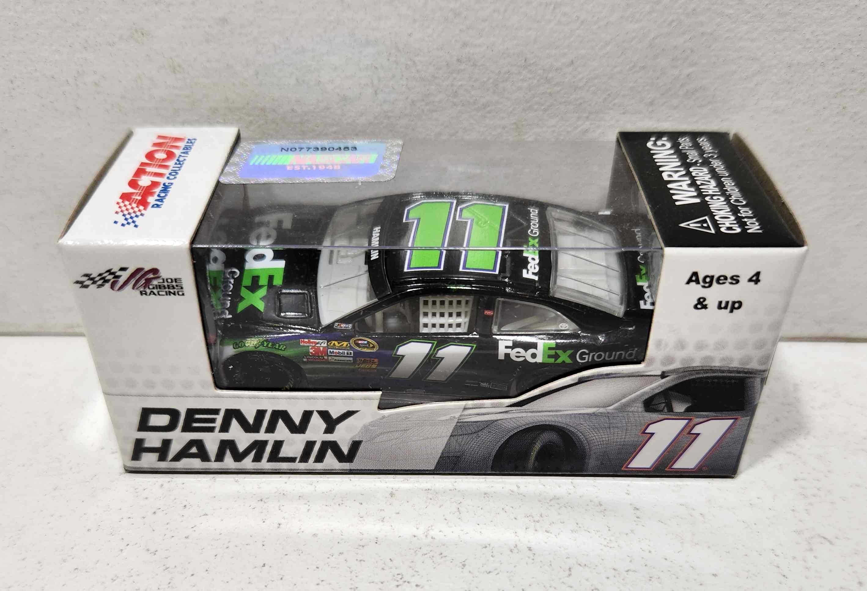 2013 Denny Hamlin 1/64th Fed Ex Ground Pitstop Series Camry