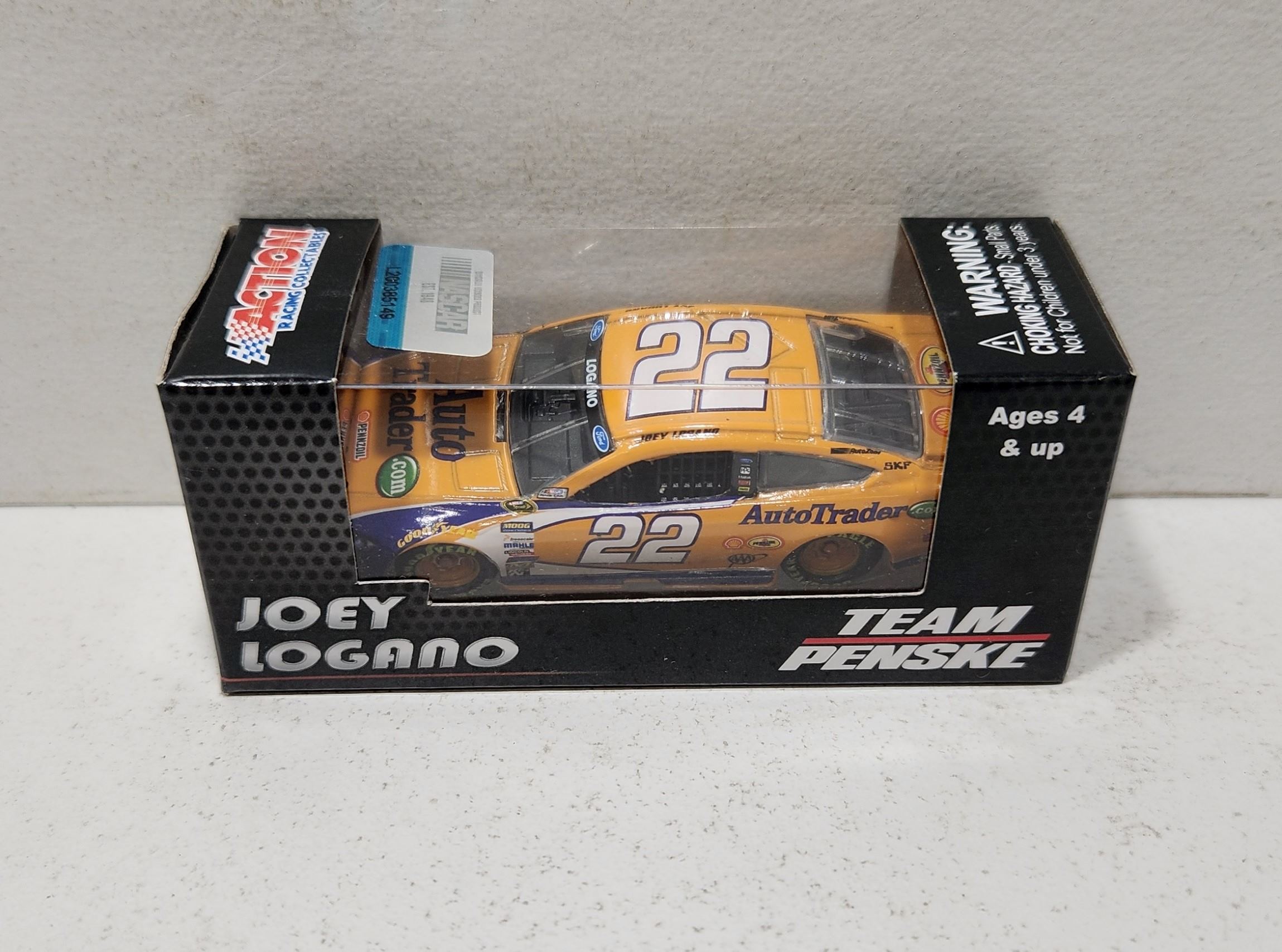 2014 Joey Logano 1/64th Auto Trader Pitstop Series Fusion