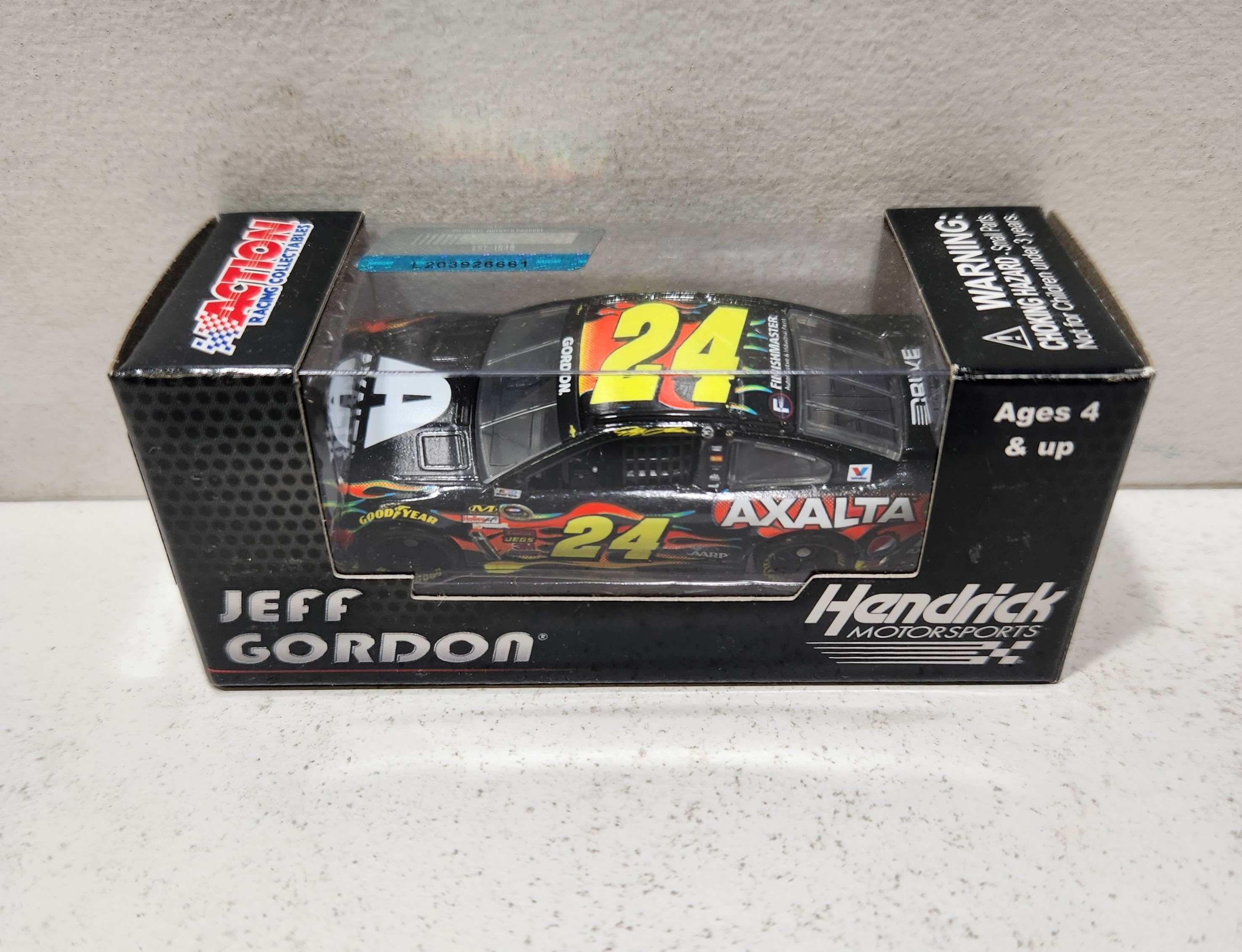 2014 Jeff Gordon 1/64th Axalta "Finish Masters" Pitstop Series Chrevrolet SS