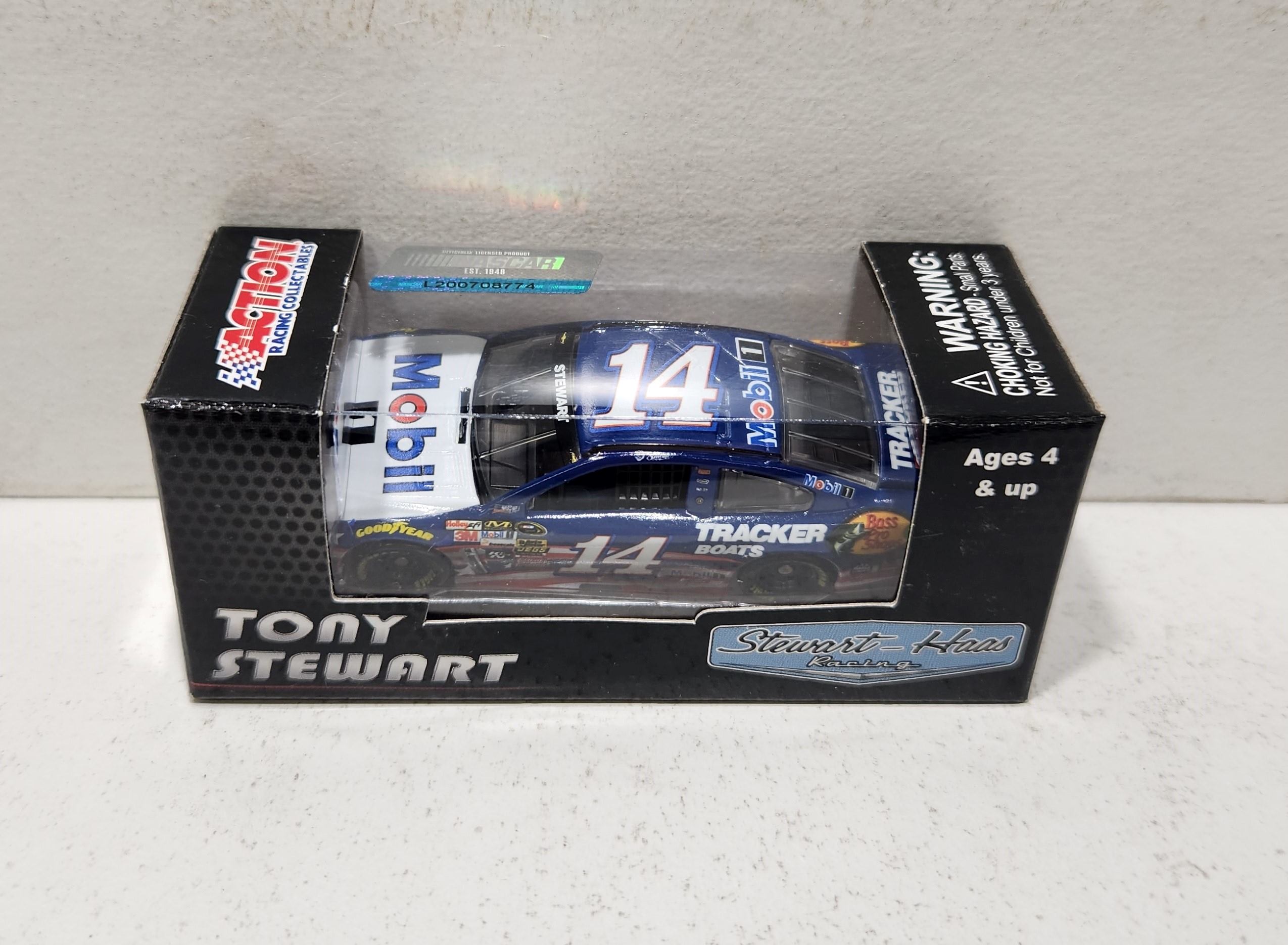 2014 Tony Stewart 1/64th Mobil1 "American Salute" Pitstop Series Chevrolet SS