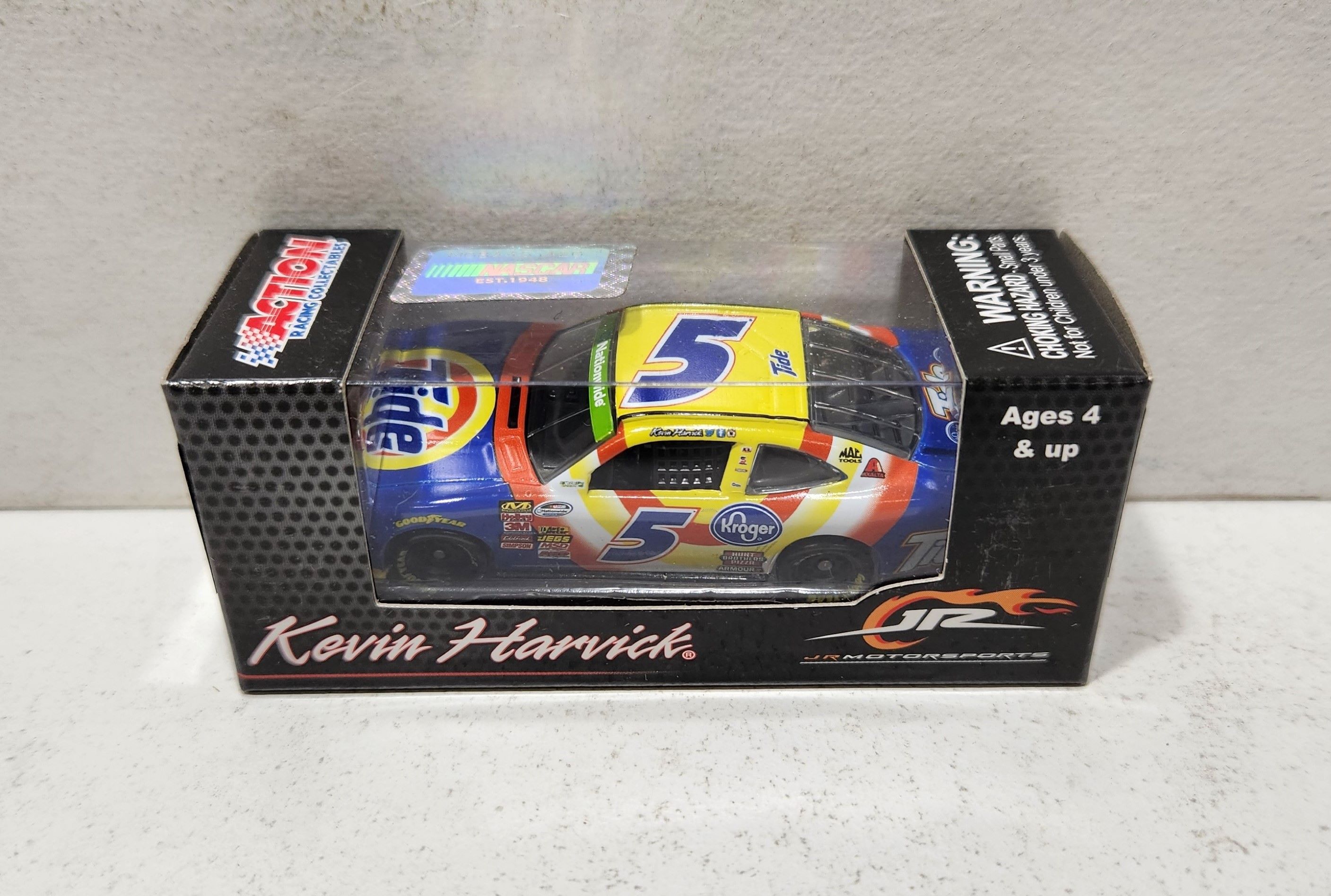 2014 Kevin Harvick 1/64th Tide "Nationwide Series" Pitstop Series Camaro