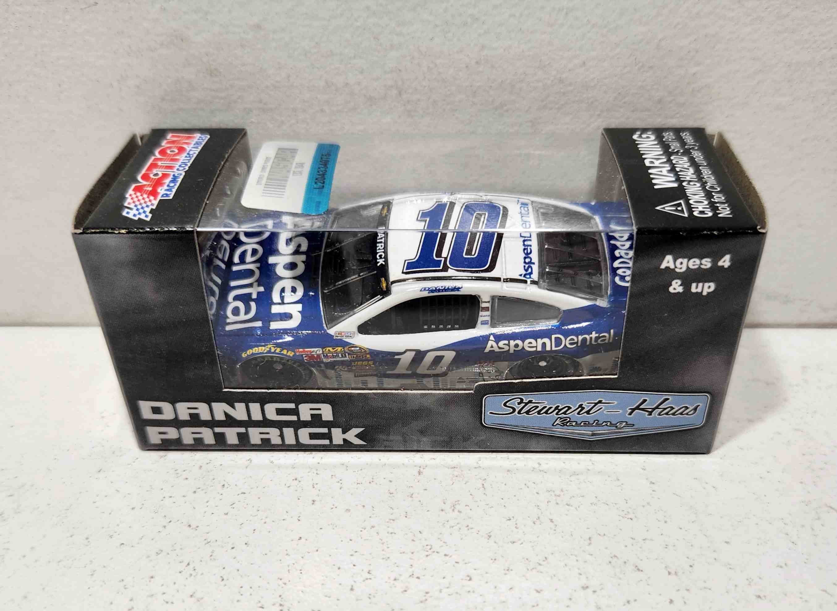 2015 Danica Patrick 1/64th Aspen Dental Pitstop Series Chevrolet SS