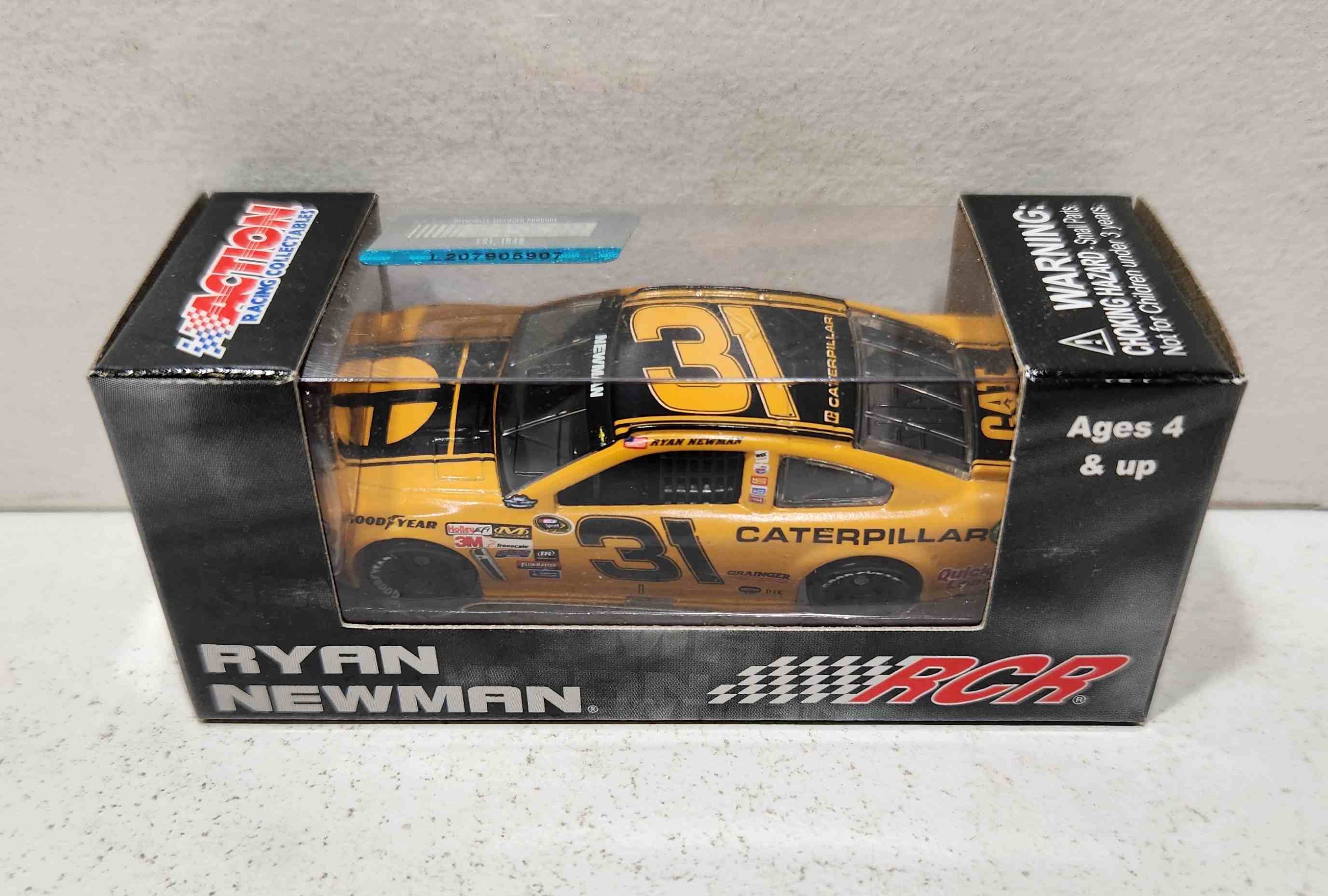 2015 Ryan Newman 1/64th Caterpillar "Darlington Throwback" Pitstop Series Chevrolet SS