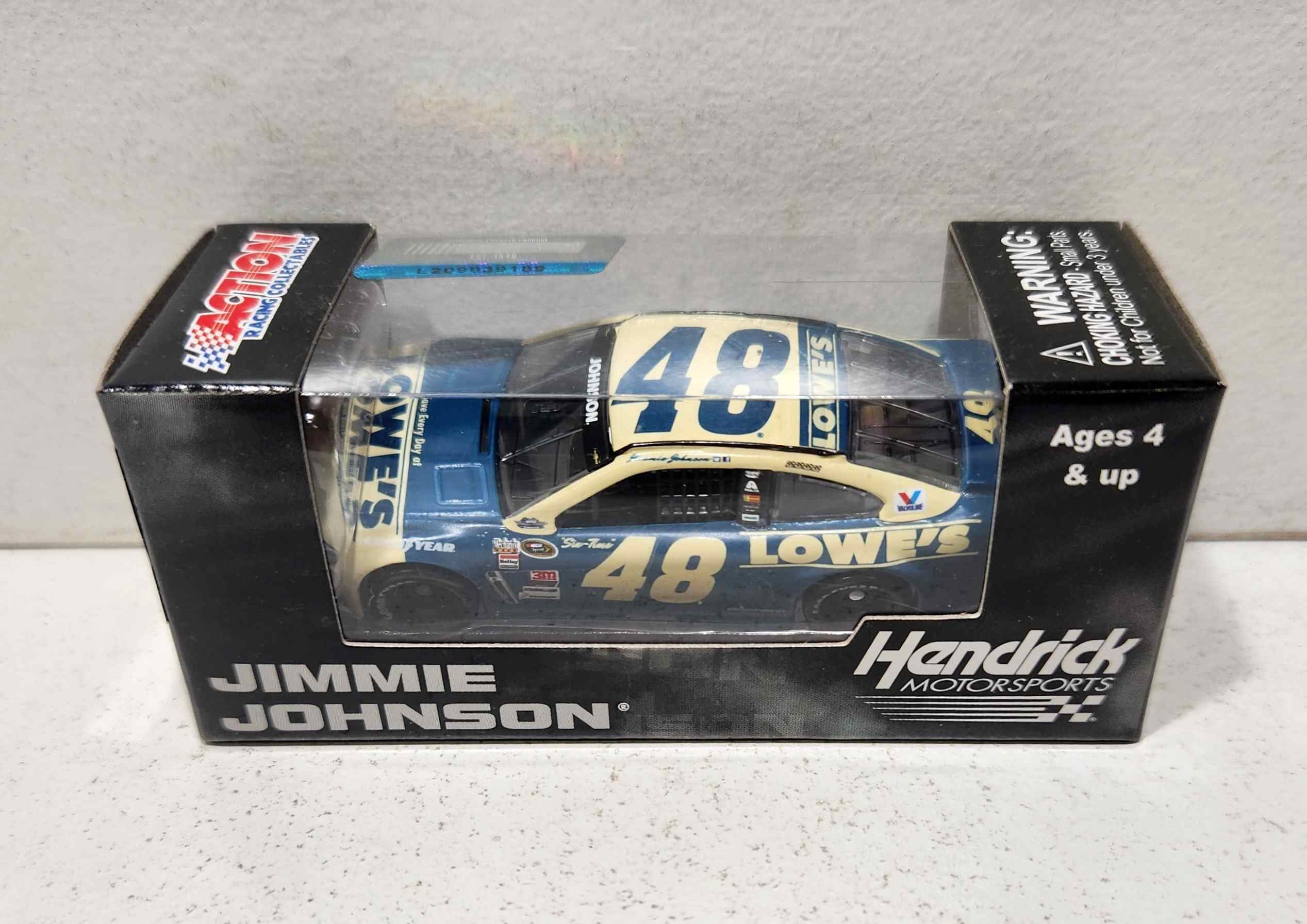 2015 Jimmie Johnson 1/64th Lowe's "Throwback" Pitstop Series Chevrolet SS