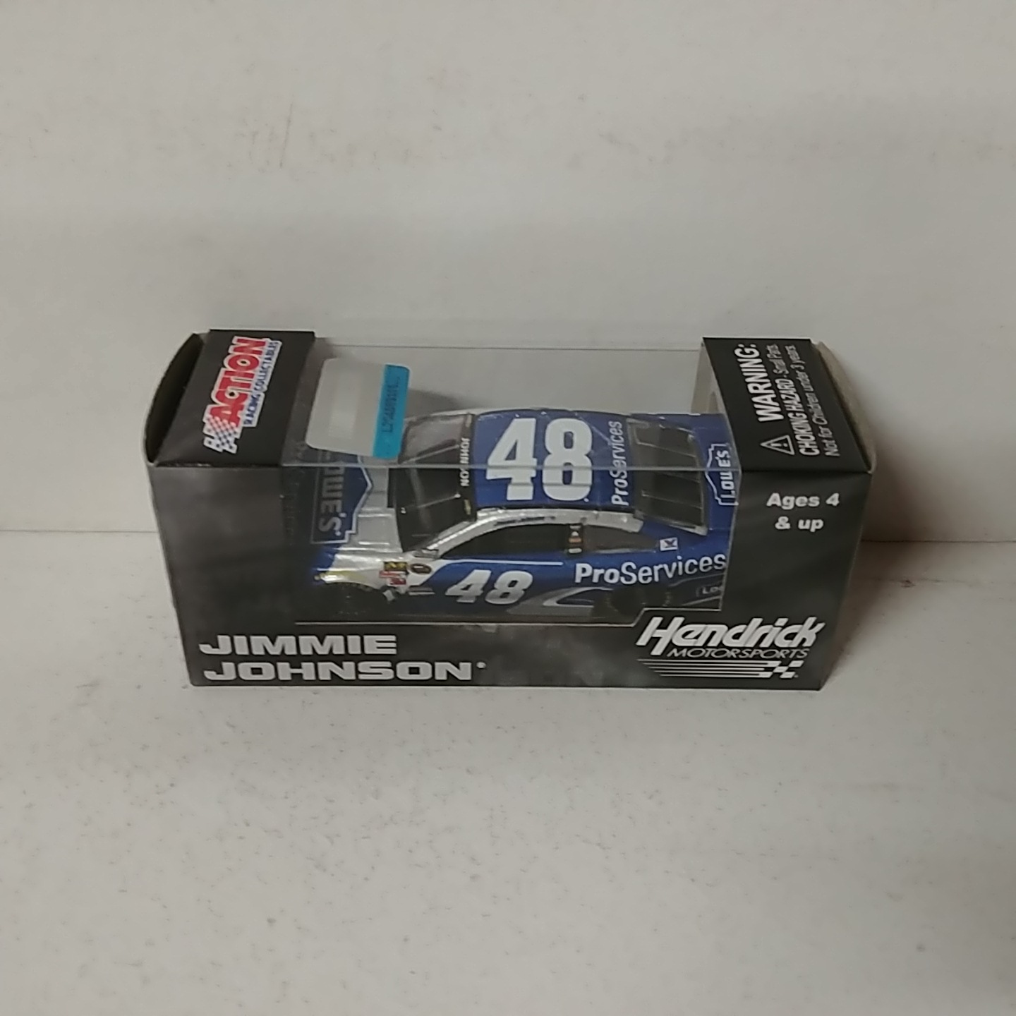 2015 Jimmie Johnson 1/64th Lowe’s ProServices Pitstop Series car