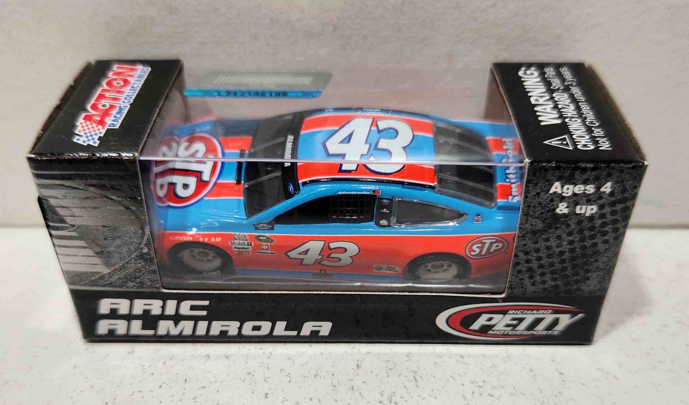 2016 Aric Almirola 1/64th STP "Darlington Throwback" Pitstop Series Fusion