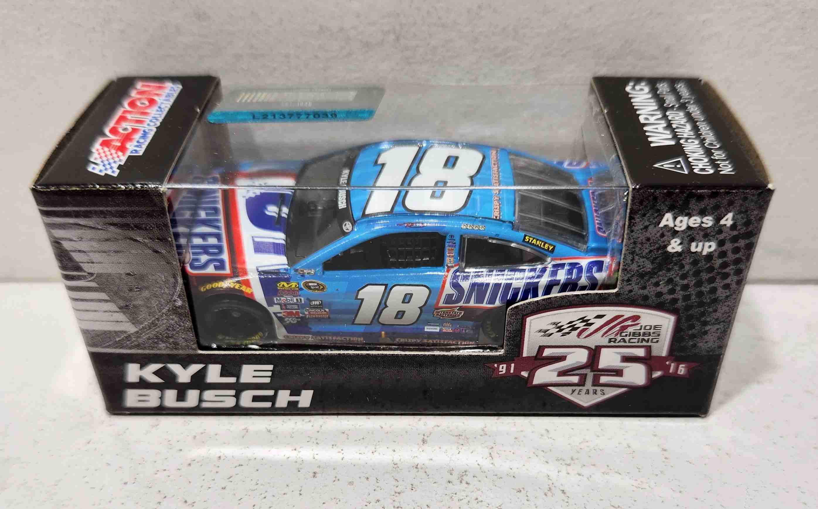 2016 Kyle Busch 1/64th Snickers Crisper Pitstop Series Camry