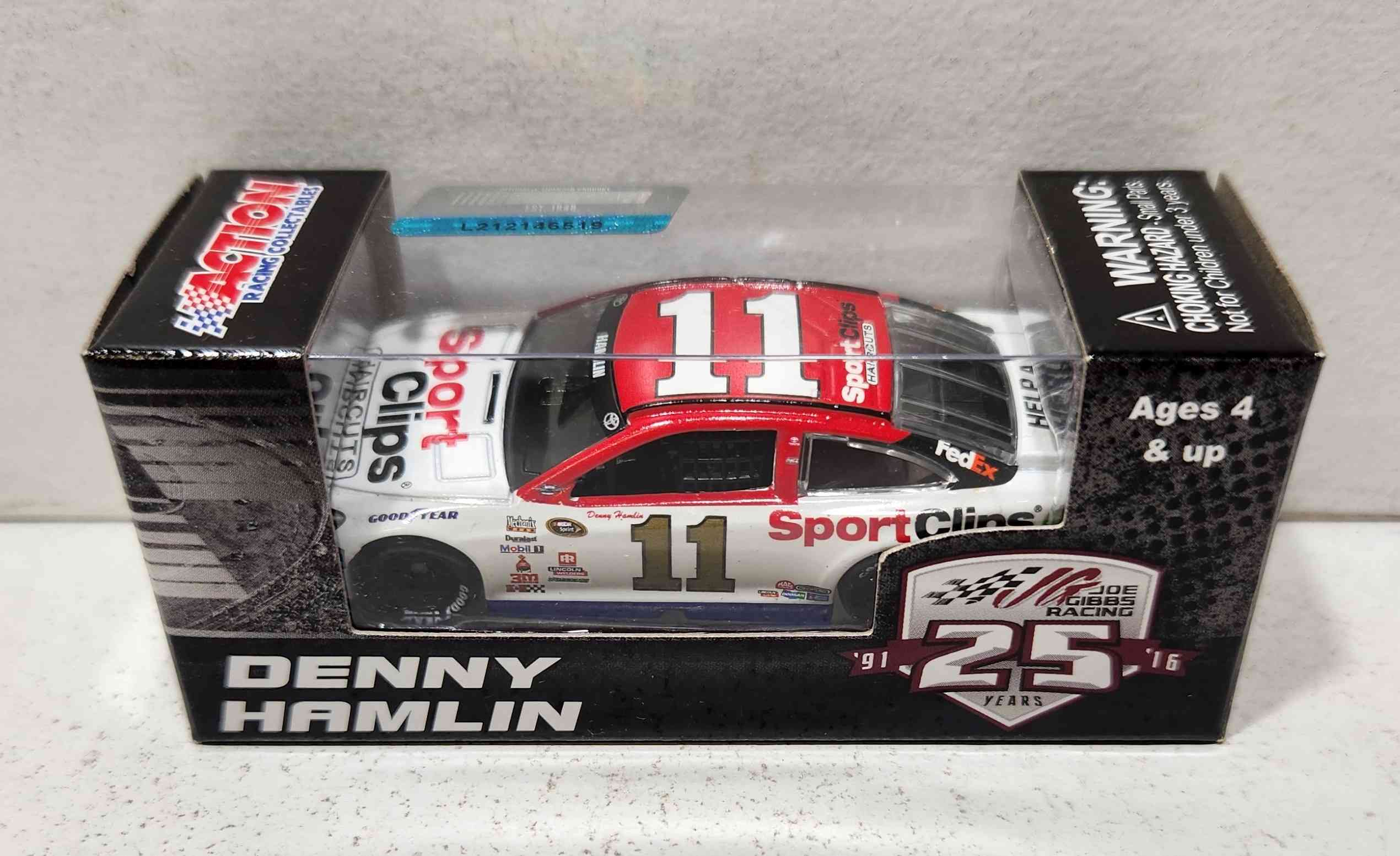 2016 Denny Hamlin 1/64th Sprots Clips "Darlington Throwback" Pitstop Series Camry