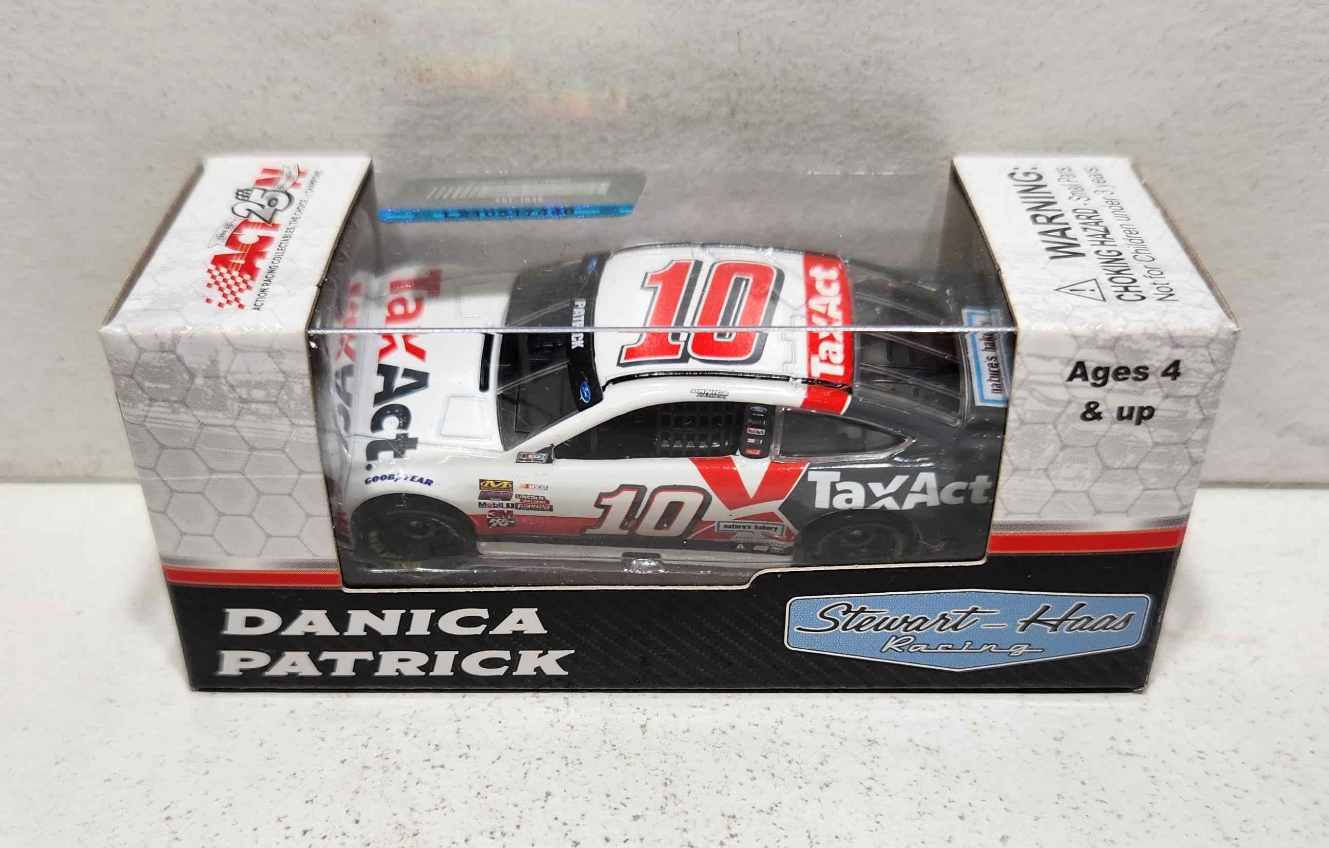 2017 Danica Patrick 1/64th TaxAct Pitstop Series Fusion