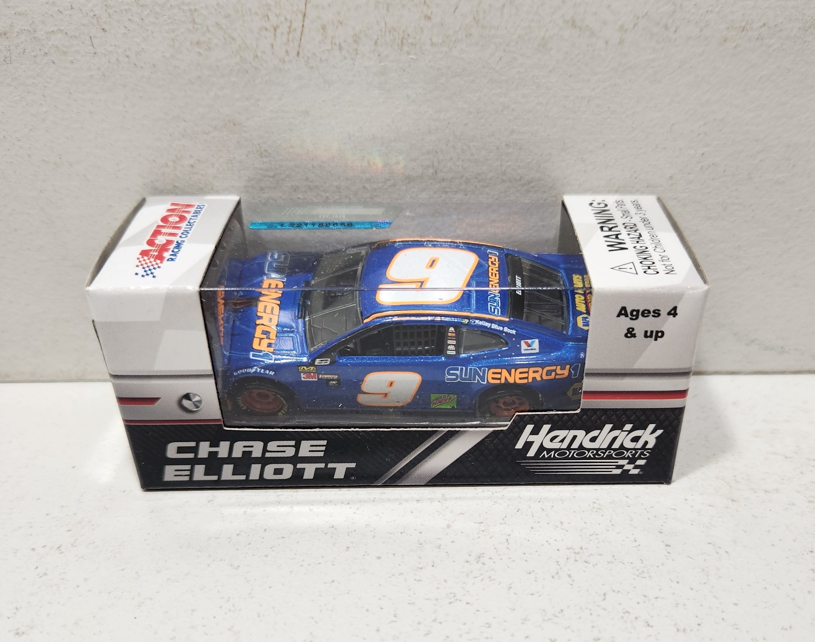 2018 Chase Elliott 1/64th SunEnergy1BLUE "Watkins Glen Win"  Camaro