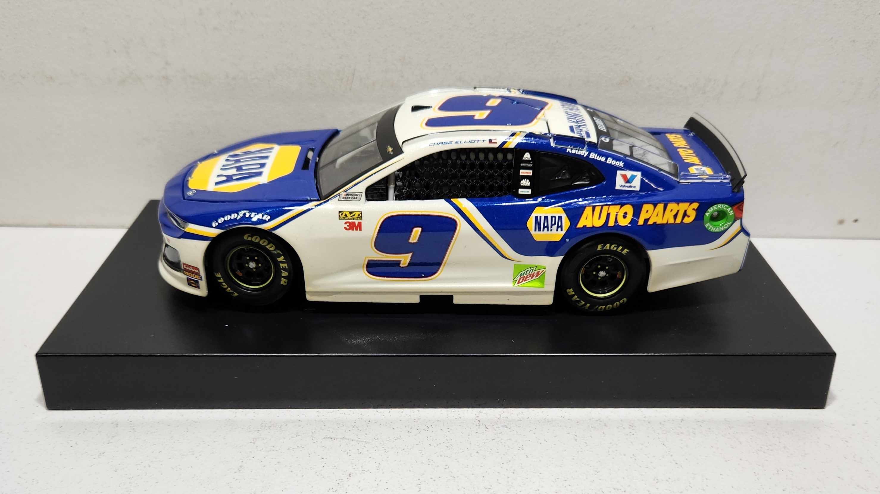 2019 Chase Elliott 1/24th NAPA hood open Camaro